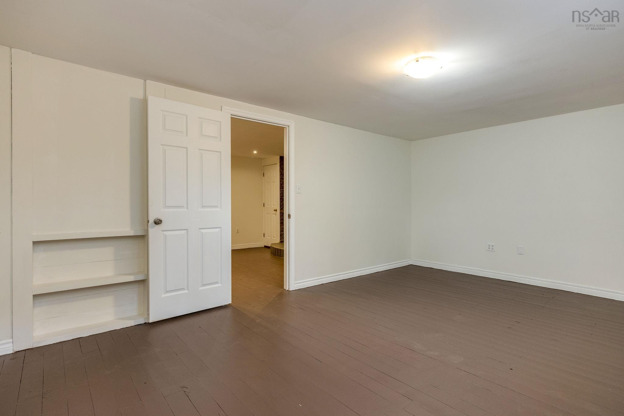 $399,000.00: 990 Mary Avenue, Centreville