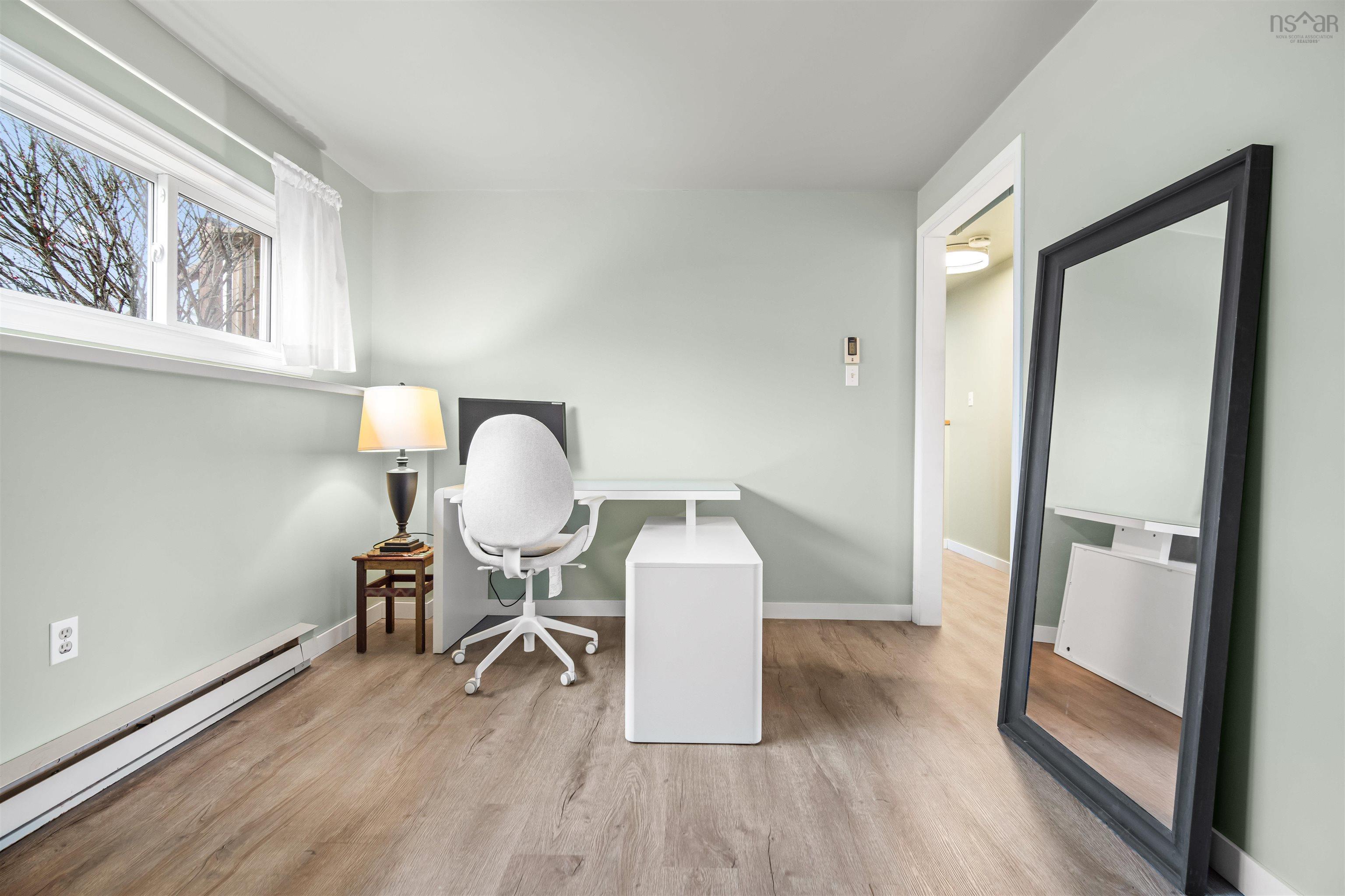 $399,000.00: 7 Londra Court, Dartmouth