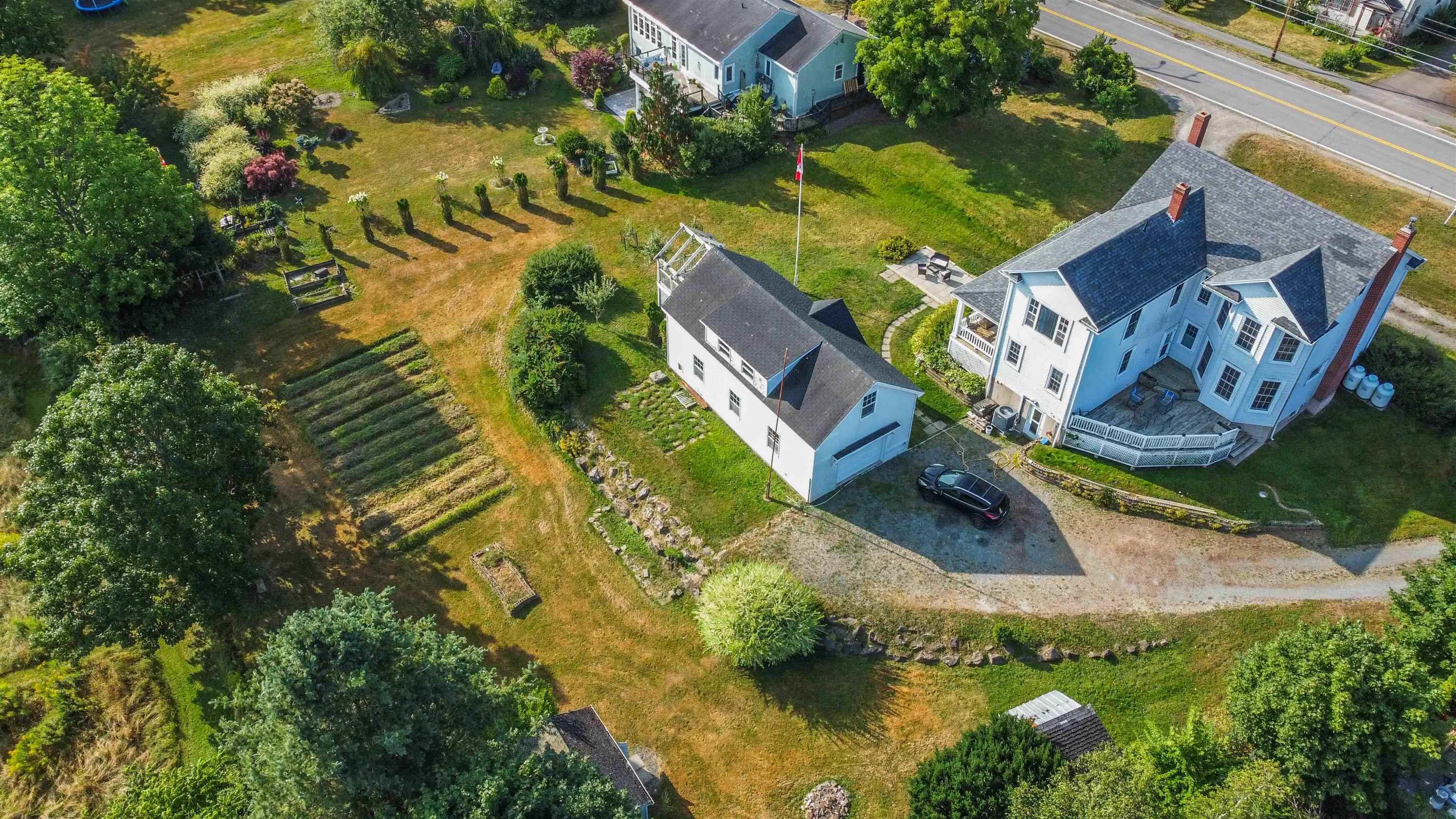 $599,900.00: 14019 Highway 1, Hants Border