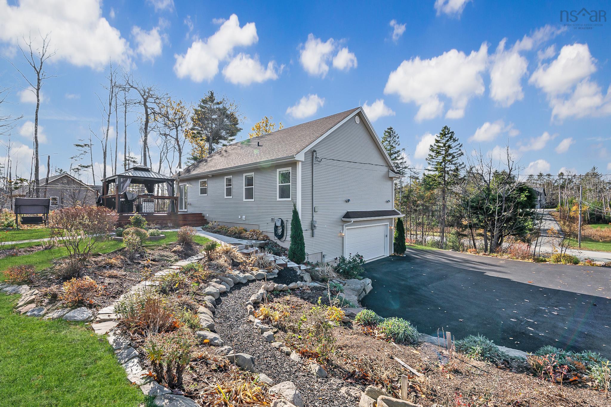 416 Crooked Stick Pass, Beaver Bank, NS (MLS 202528743)