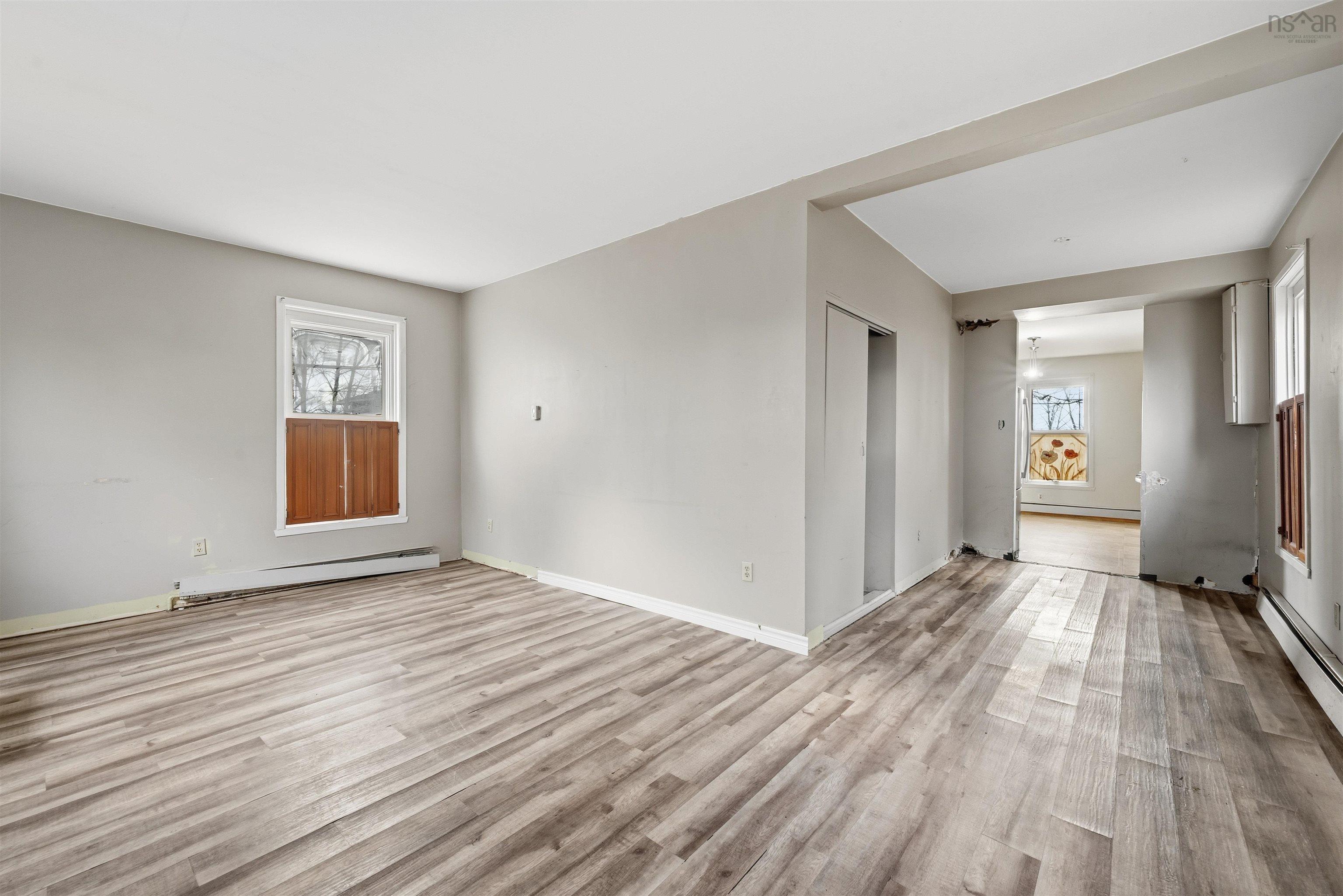 $294,500.00: 544 Wilson Street, Windsor