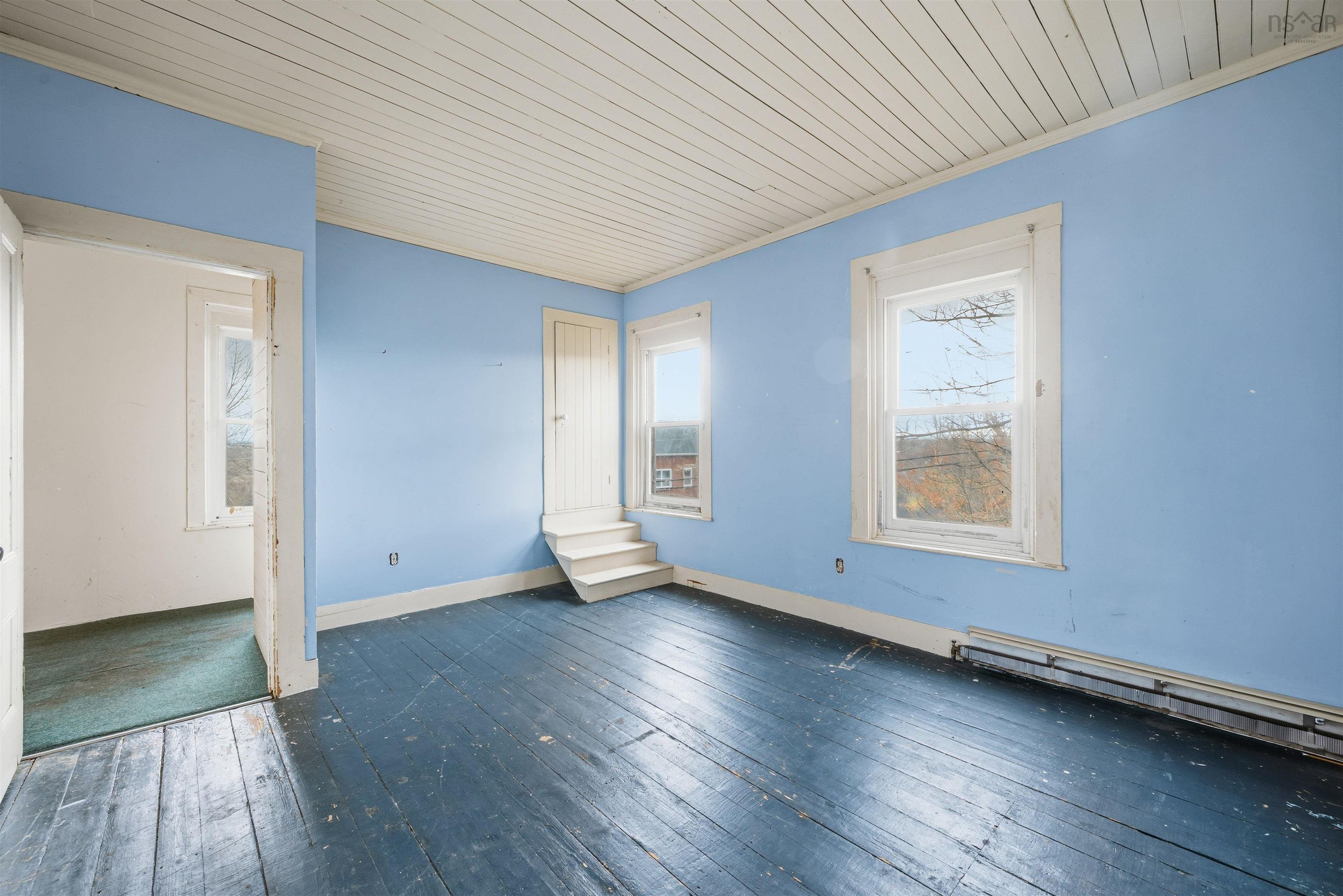 $294,500.00: 544 Wilson Street, Windsor