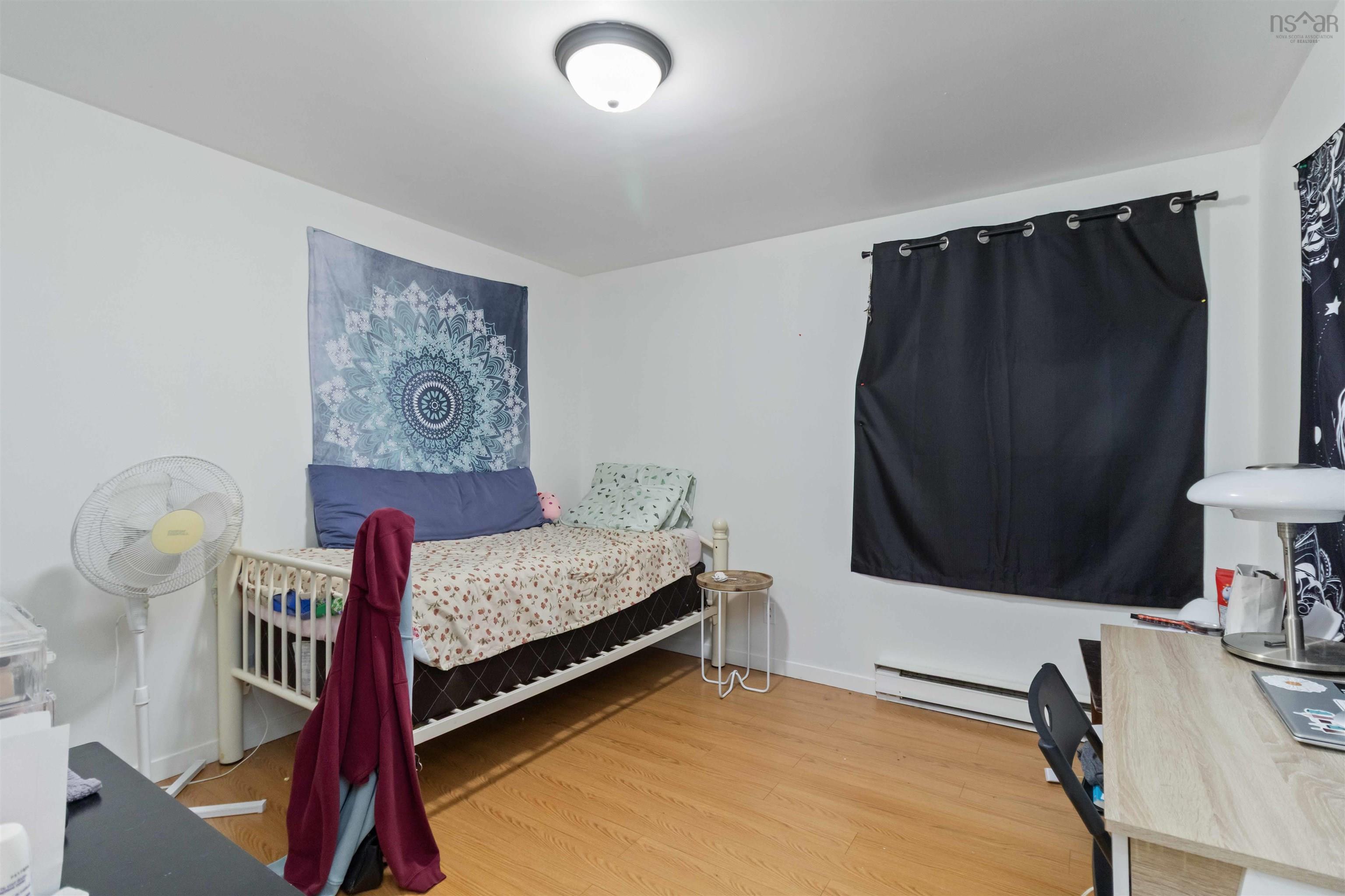 $399,900.00: 14 DUBLIN Avenue, Bridgewater