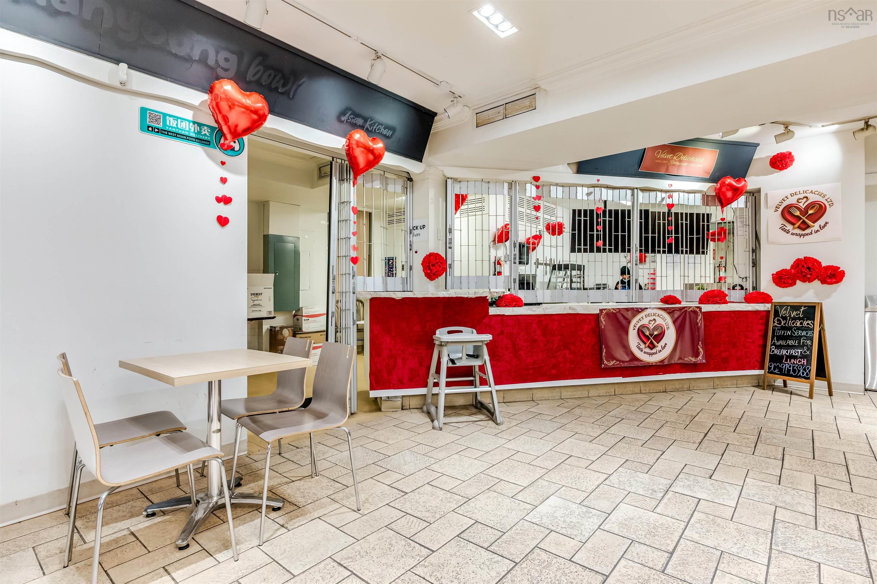 $73,000.00: 103 5460 SPRING GARDEN ROAD UNIT 103, Halifax Peninsula