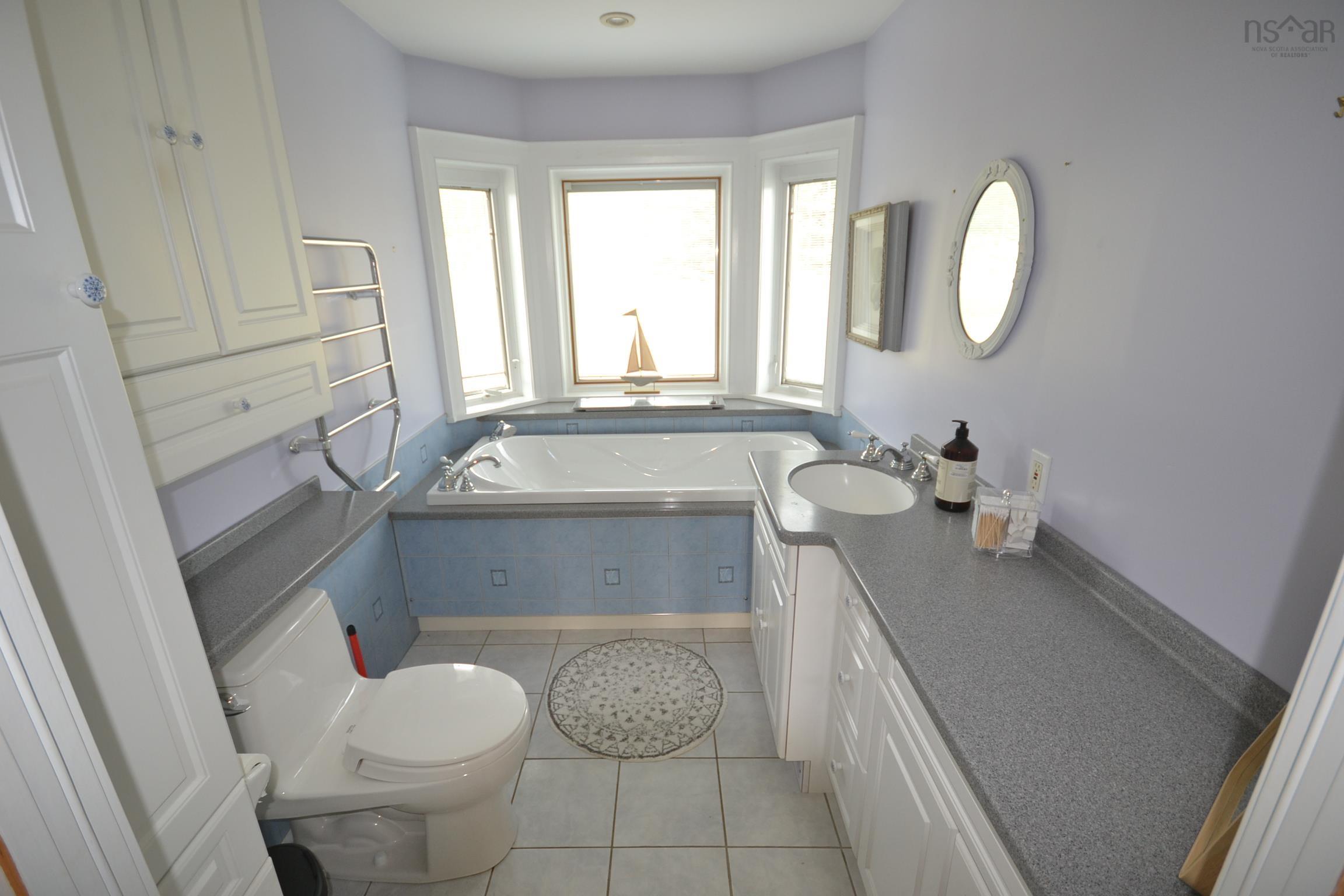 $699,000.00: 3964 332 Highway, Riverport