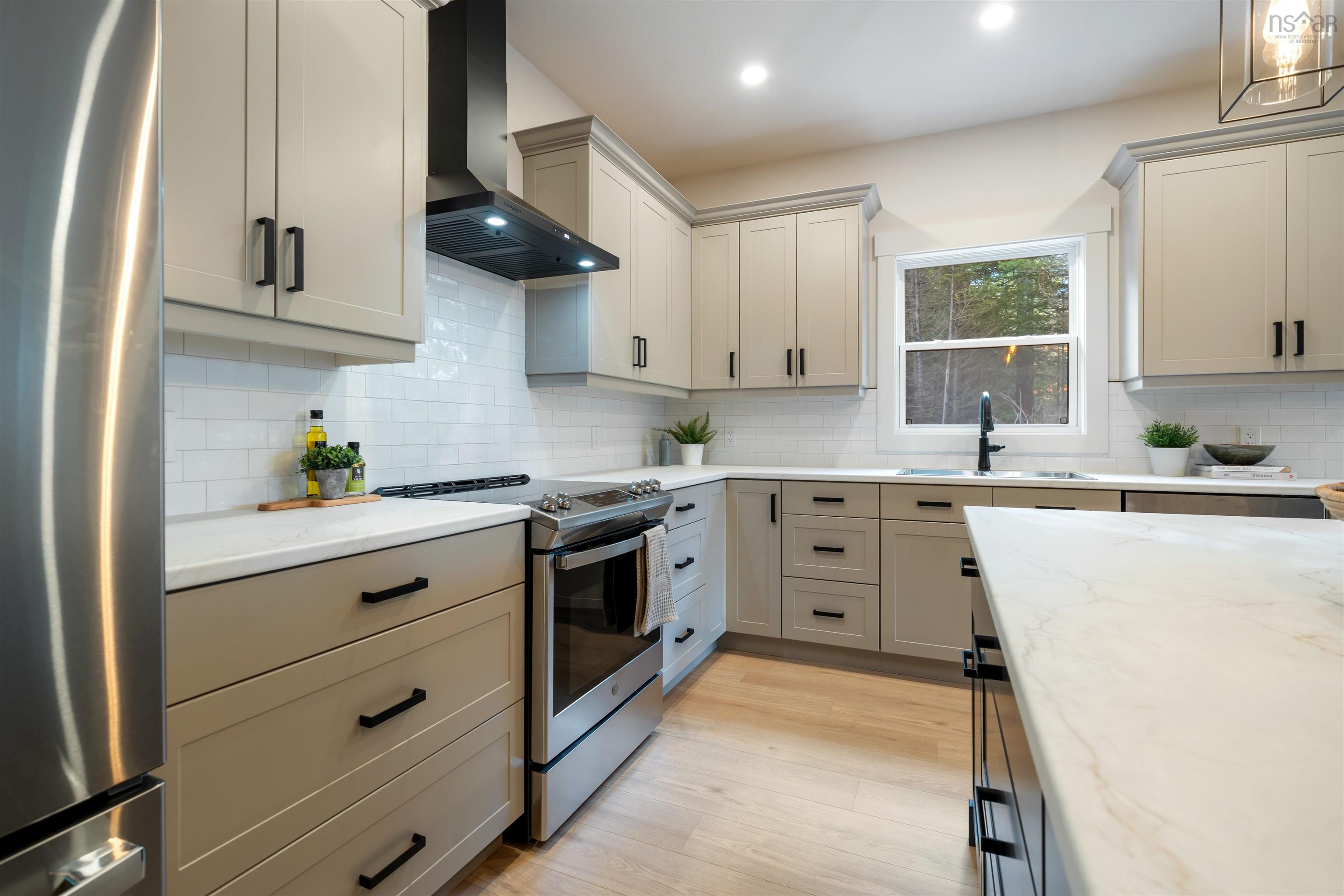 $595,900.00: 680 Kennedy Ridge, Hilden