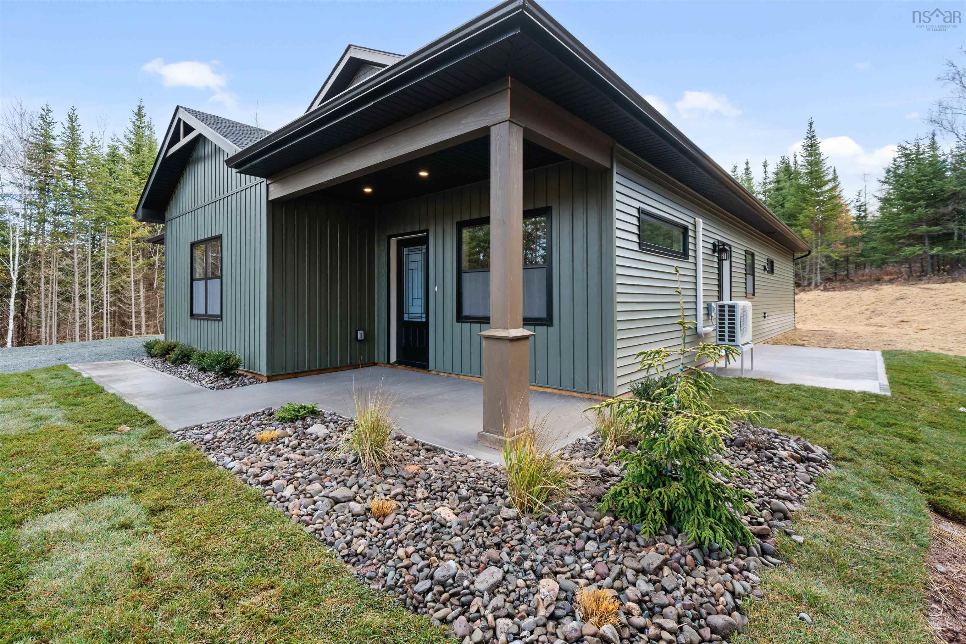 $595,900.00: 680 Kennedy Ridge, Hilden