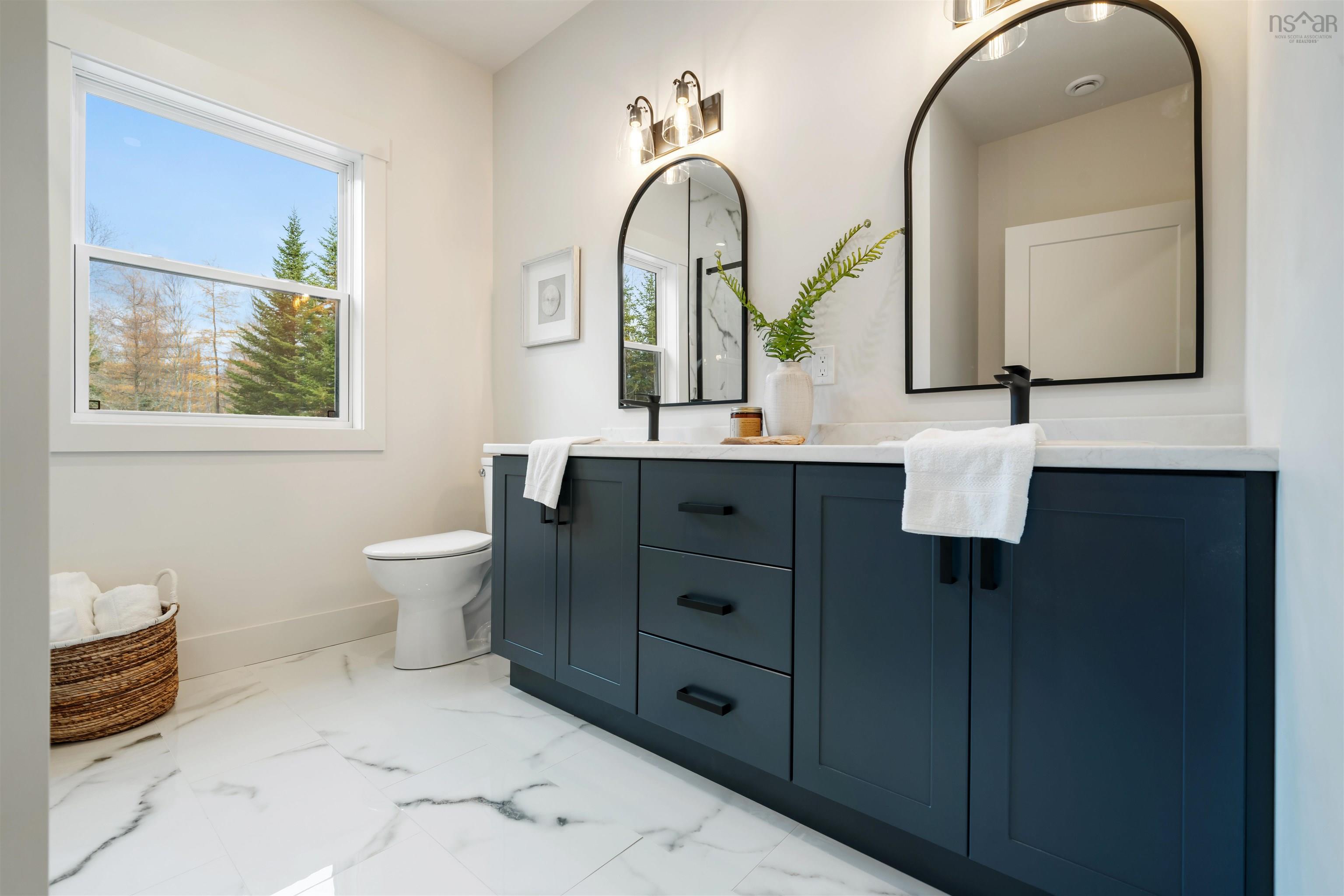 $595,900.00: 680 Kennedy Ridge, Hilden