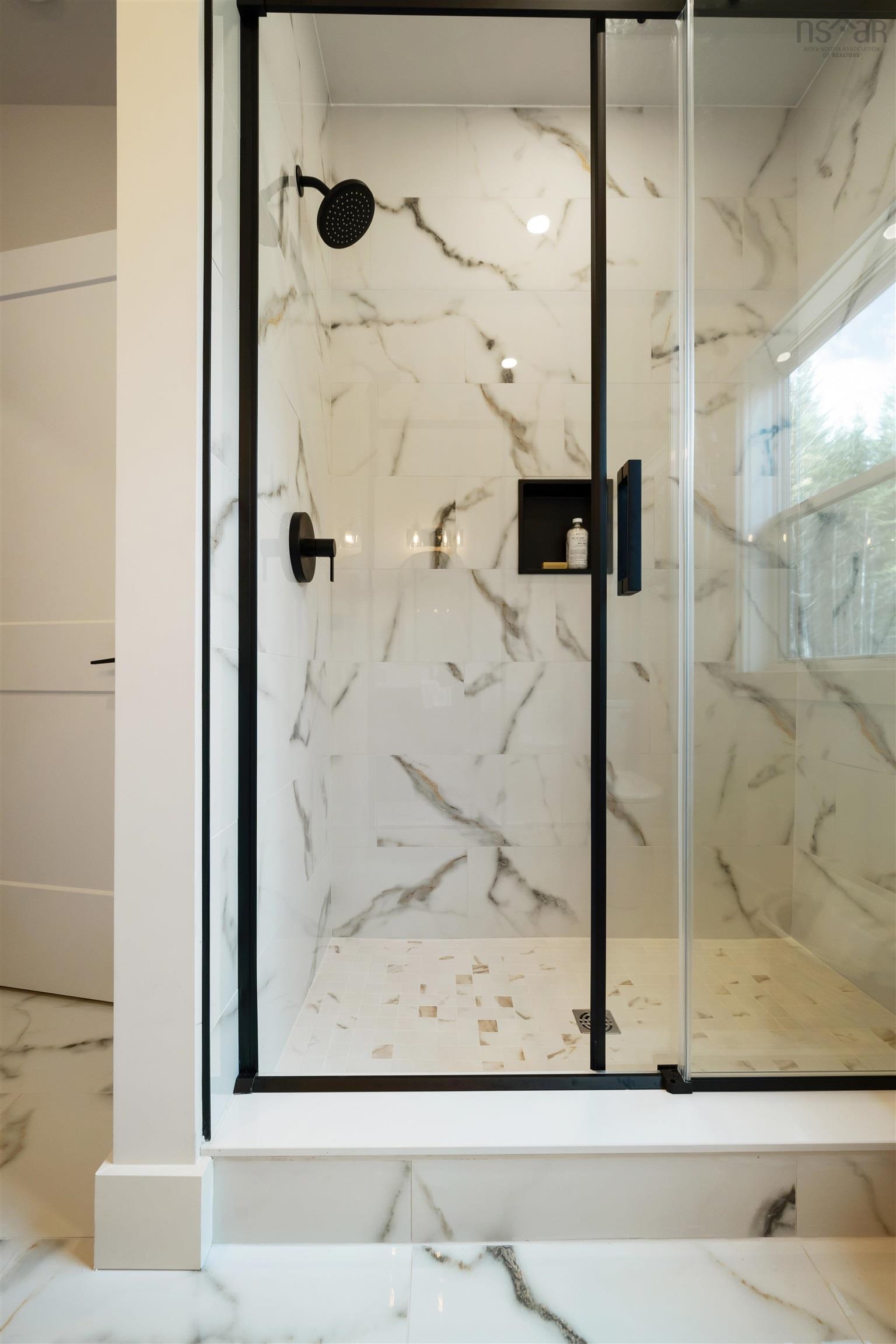 $595,900.00: 680 Kennedy Ridge, Hilden