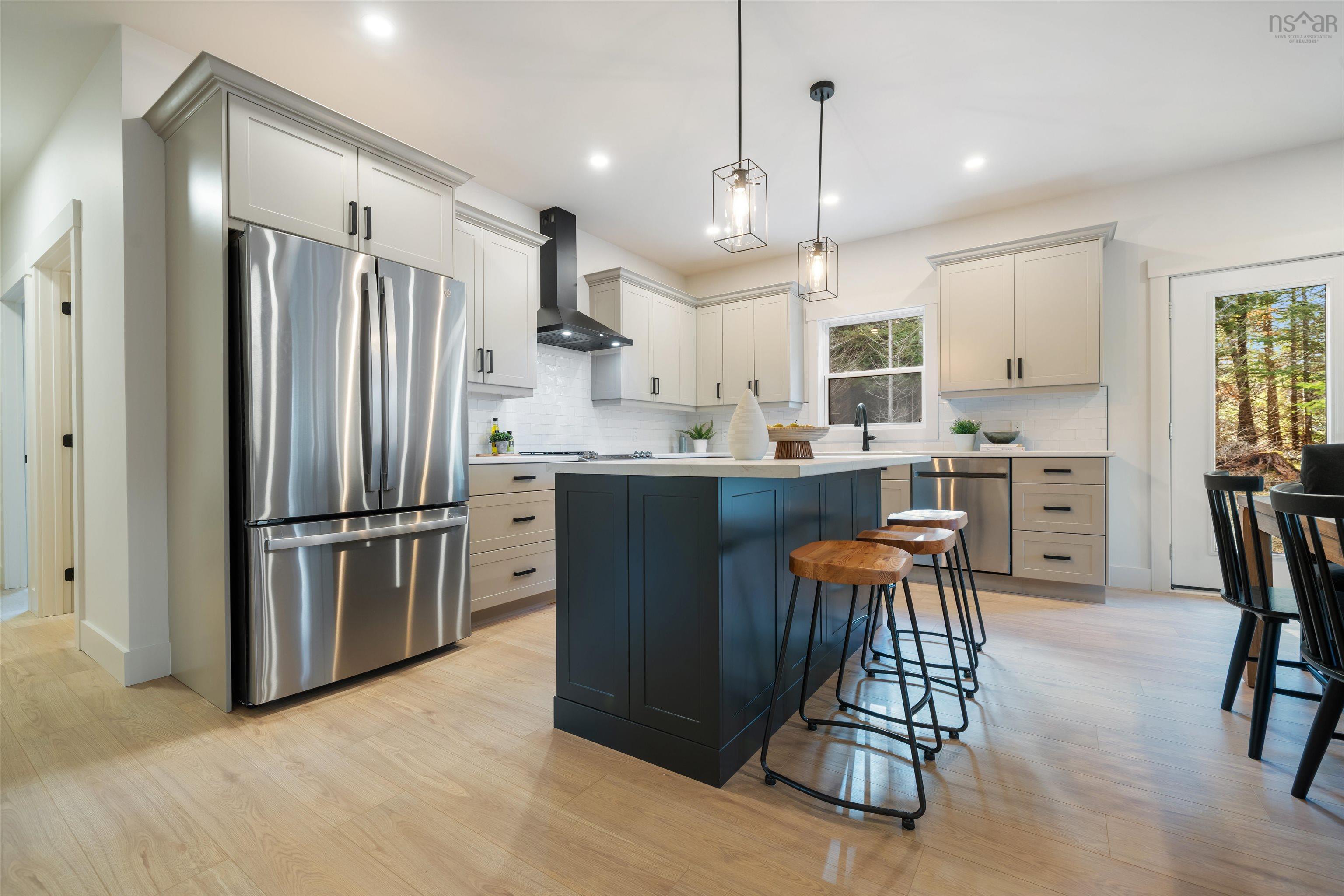 $595,900.00: 680 Kennedy Ridge, Hilden