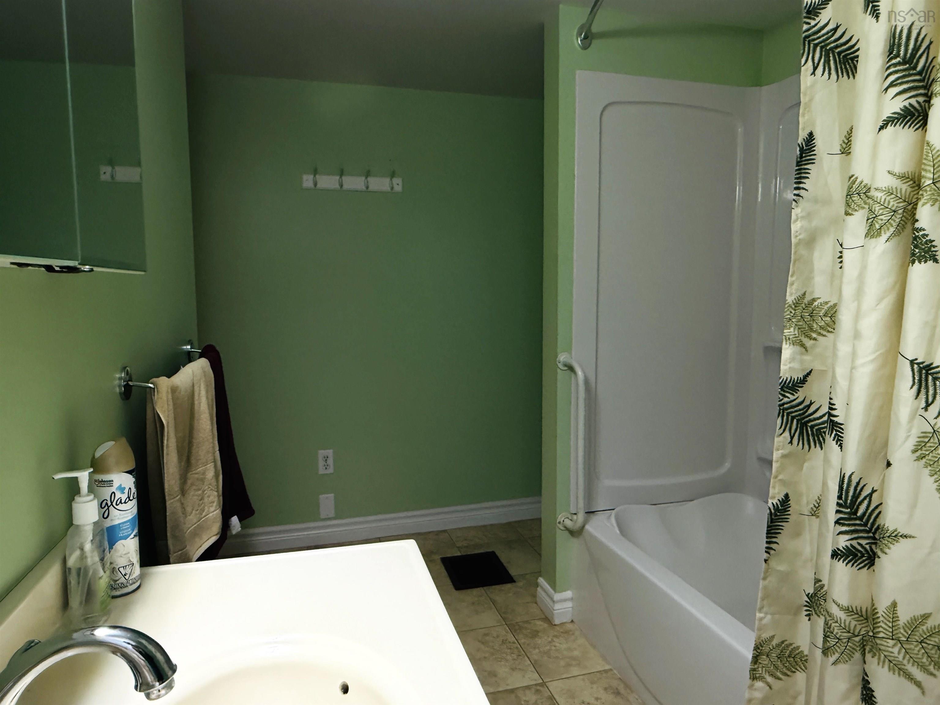 $234,500.00: 6118 Hwy 4, Linacy