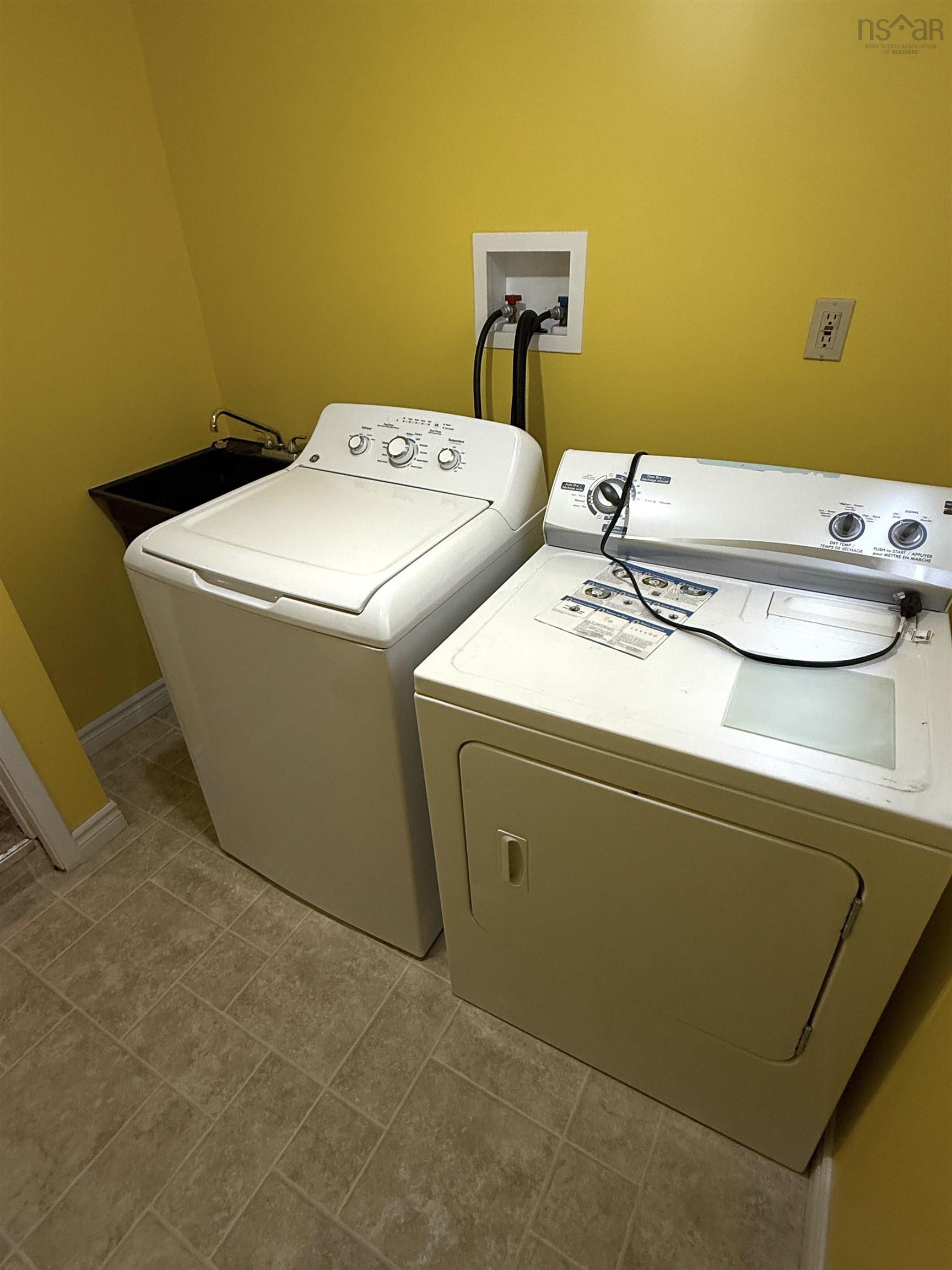 $234,500.00: 6118 Hwy 4, Linacy