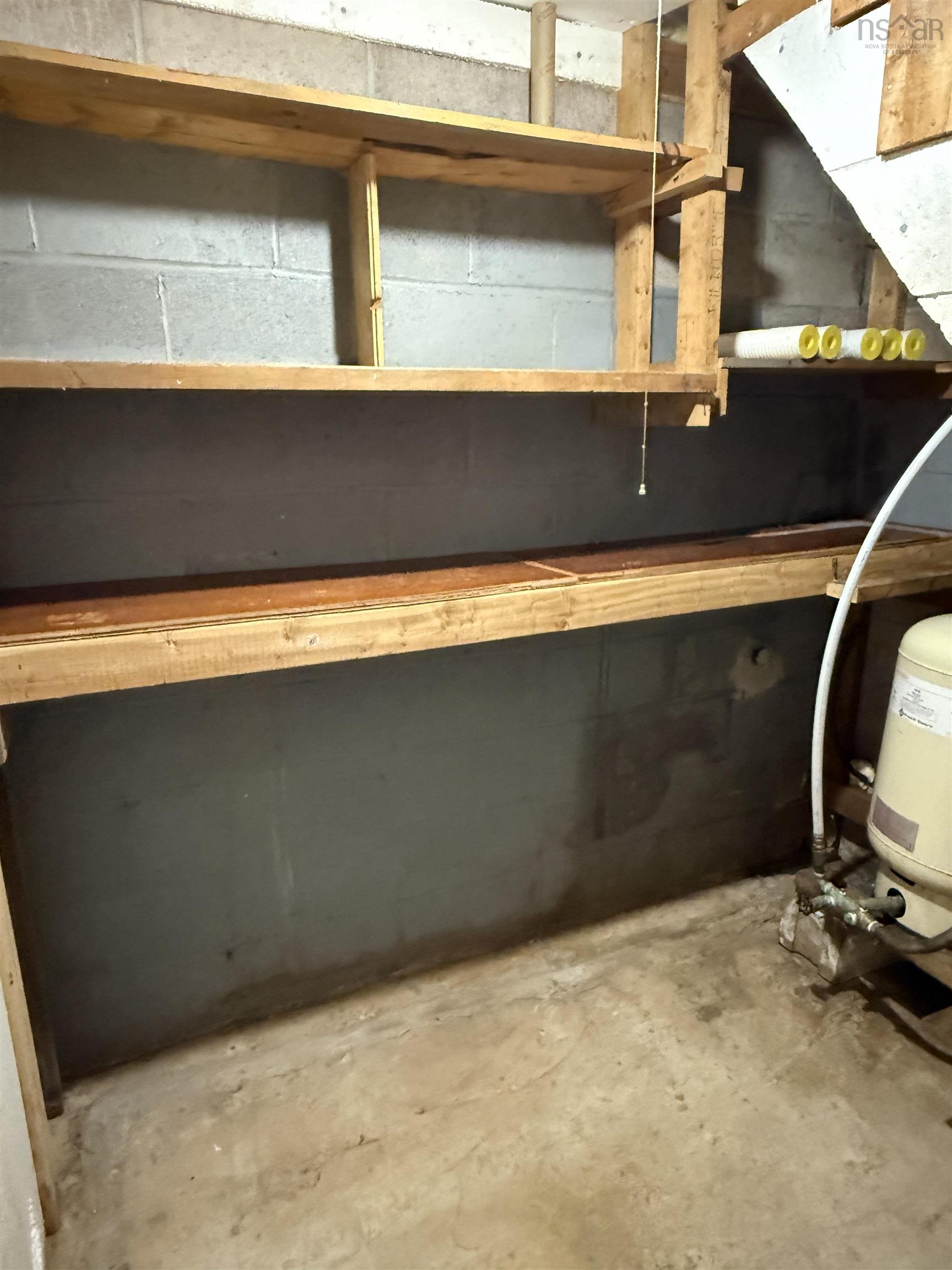 $234,500.00: 6118 Hwy 4, Linacy