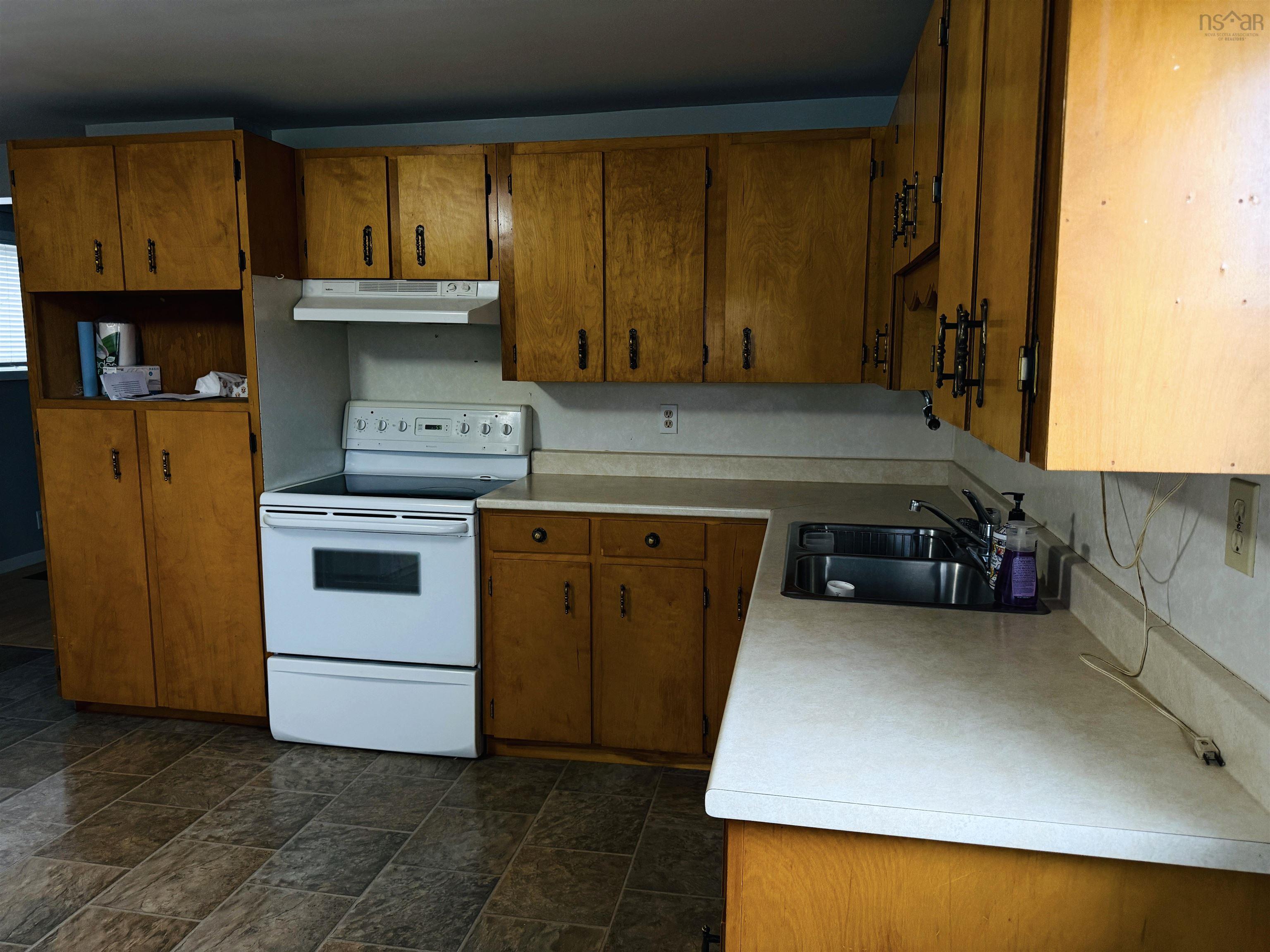 $234,500.00: 6118 Hwy 4, Linacy