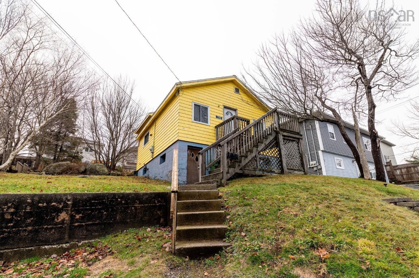 $329,000.00: 710 St Margarets Bay Road, Halifax