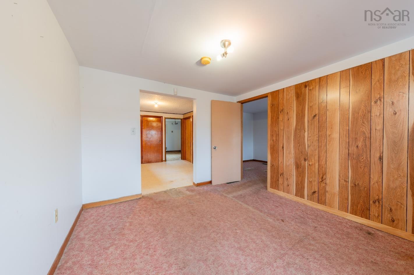 $329,000.00: 710 St Margarets Bay Road, Halifax