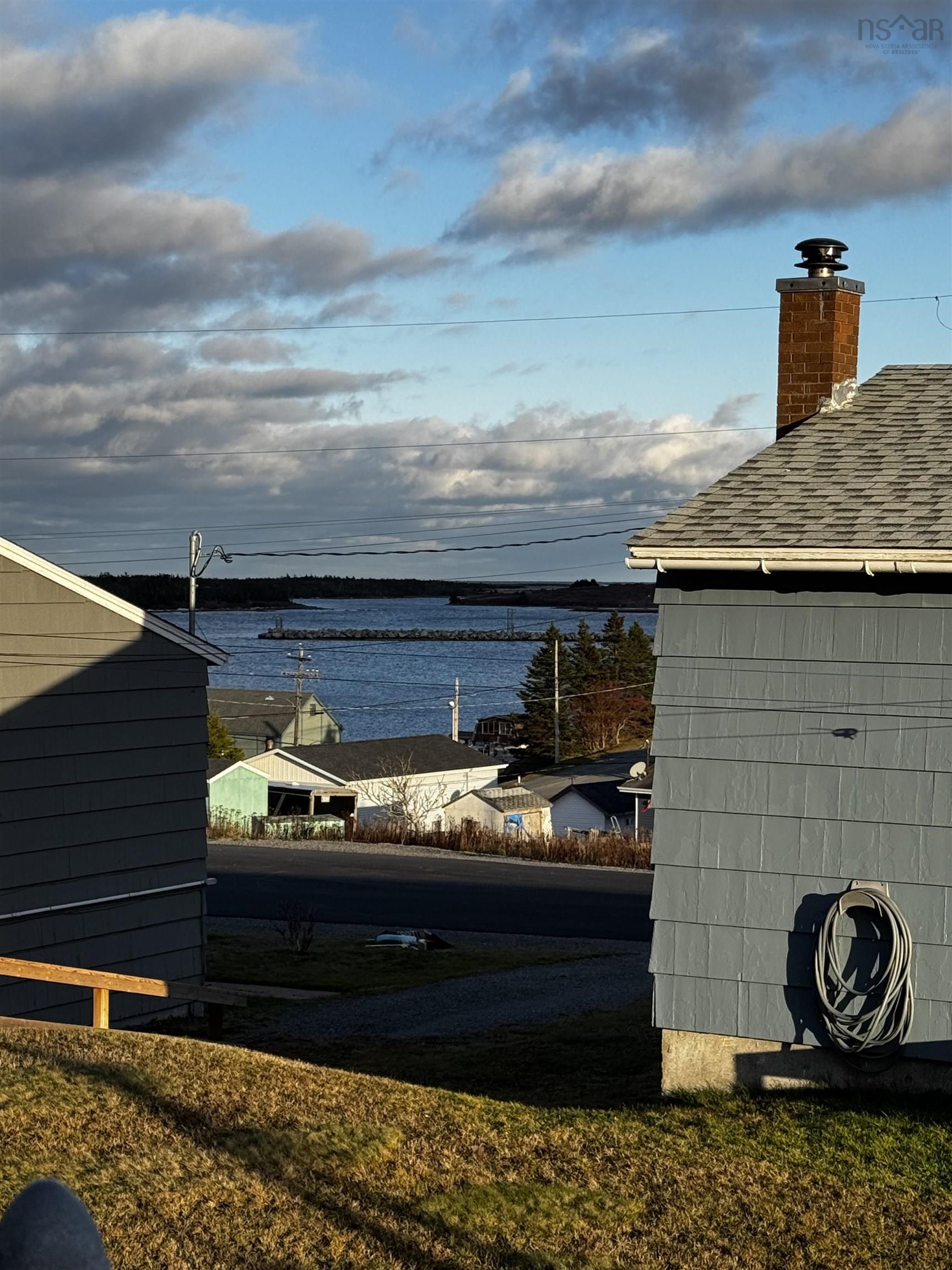 $220,000.00: 53 Carleton Terrace, Canso