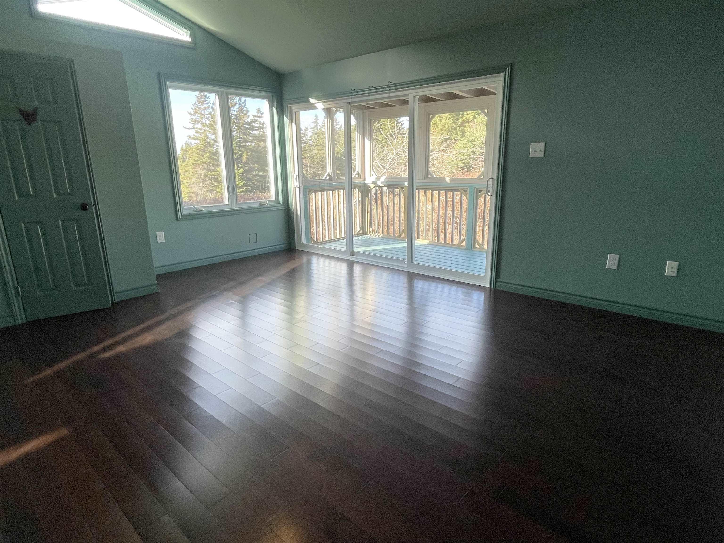 $499,900.00: 3067 320 Highway, D