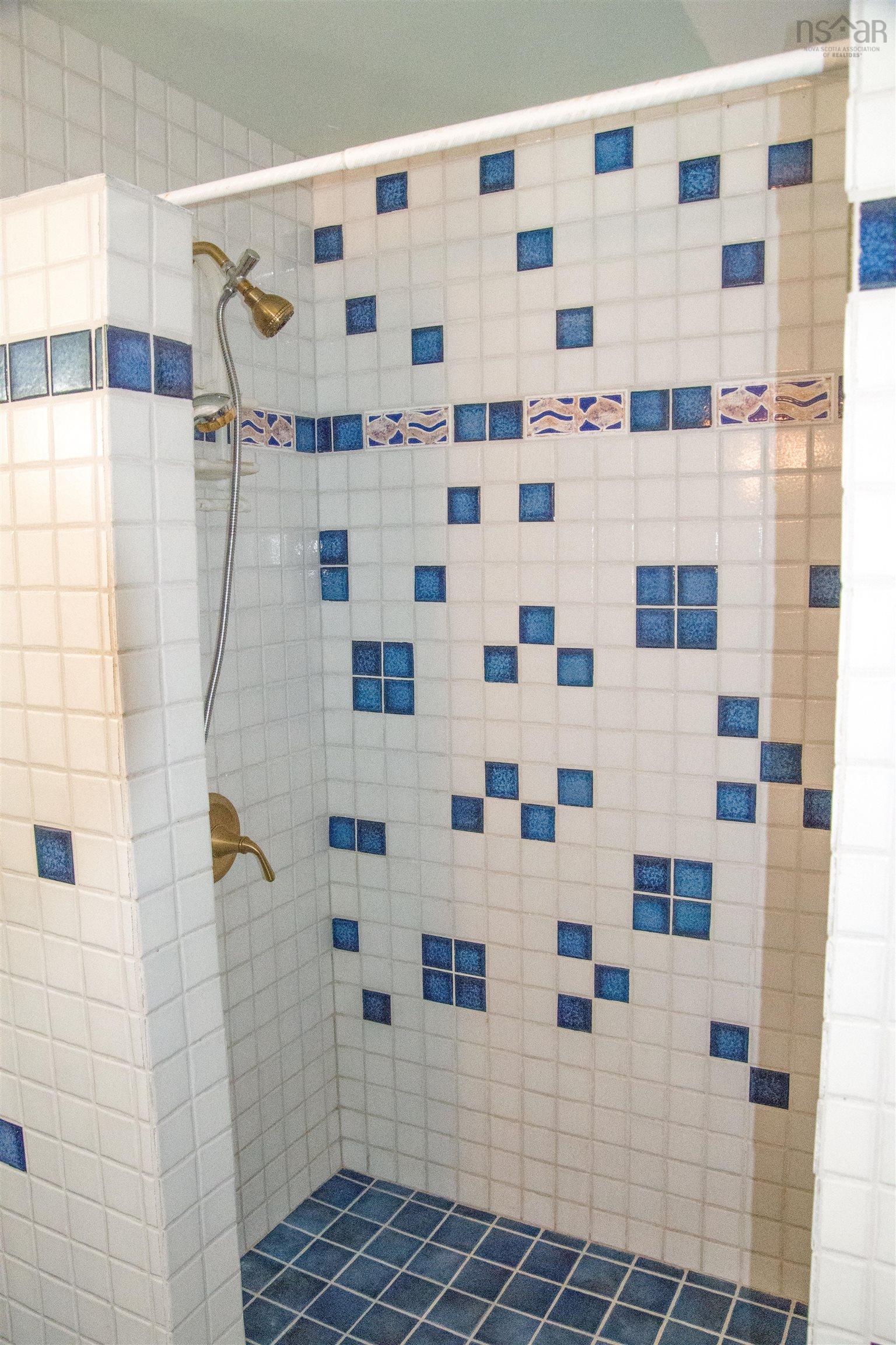 $499,900.00: 3067 320 Highway, D