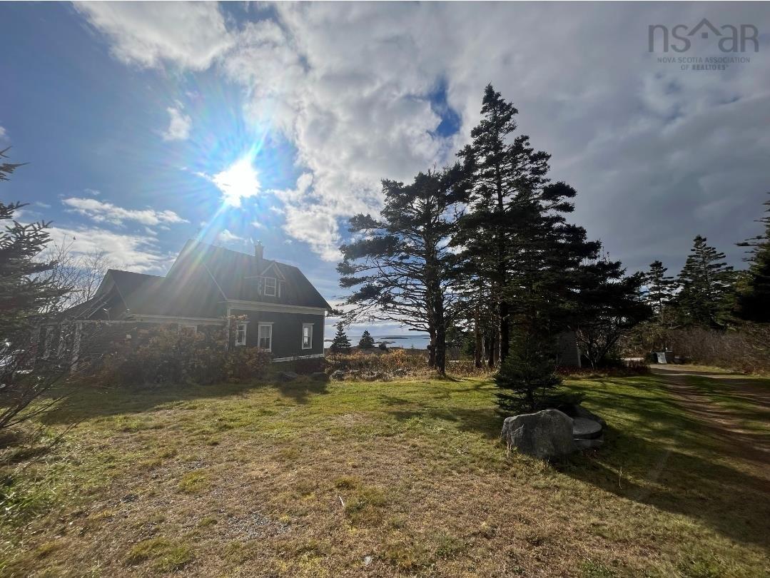 $235,000.00: 257 East Side Ragged Island Road, East Ragged Island