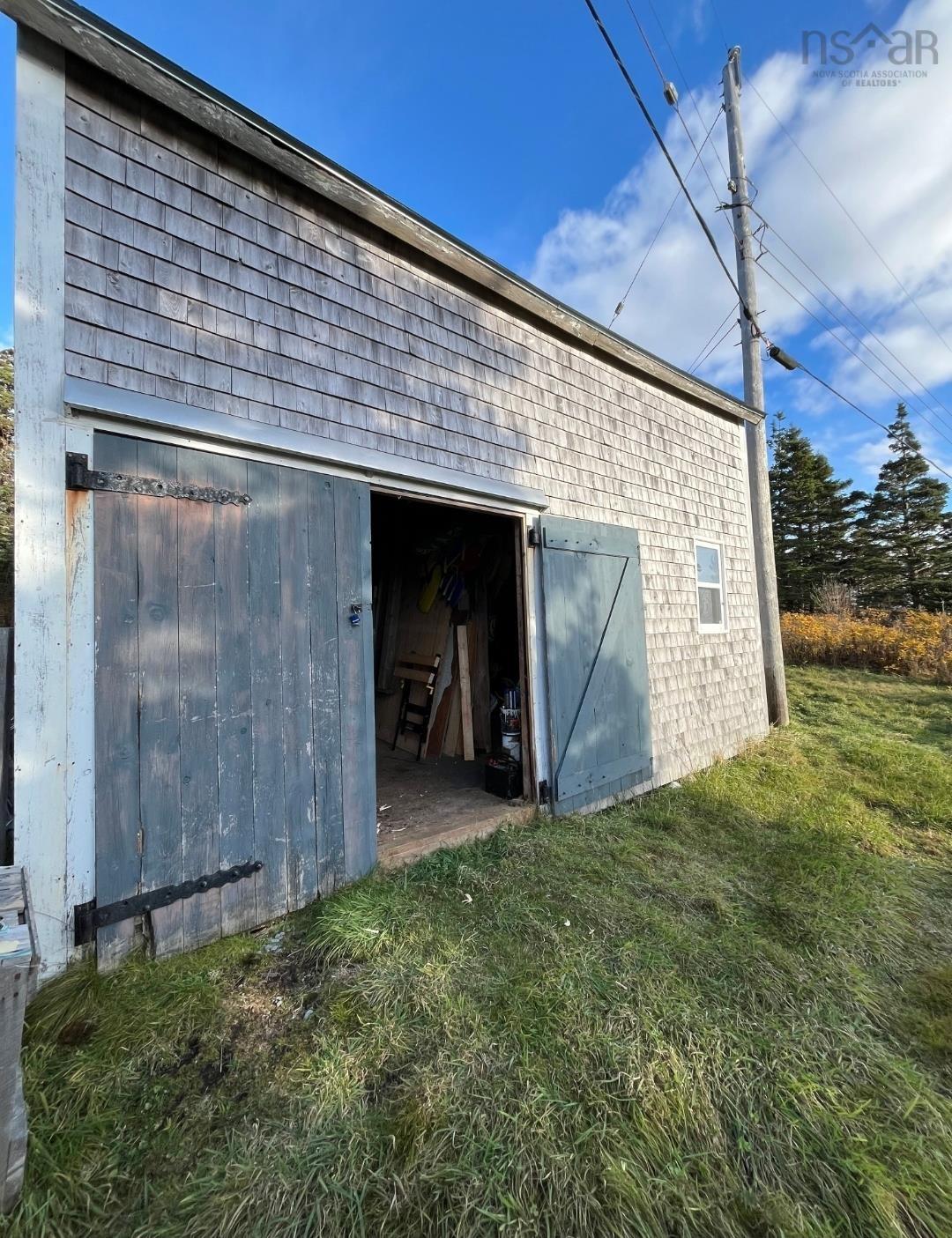 $235,000.00: 257 East Side Ragged Island Road, East Ragged Island