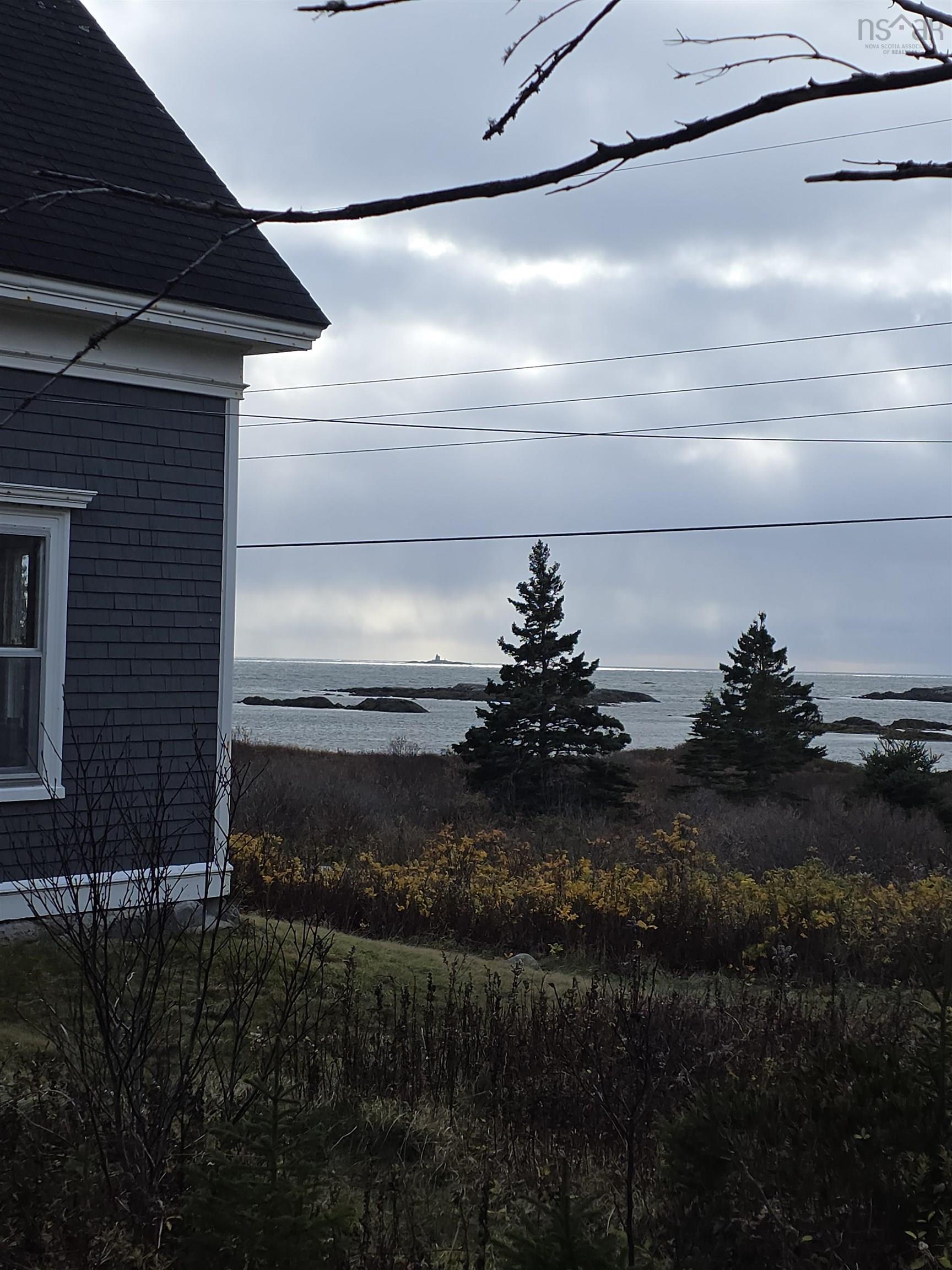 $235,000.00: 257 East Side Ragged Island Road, East Ragged Island