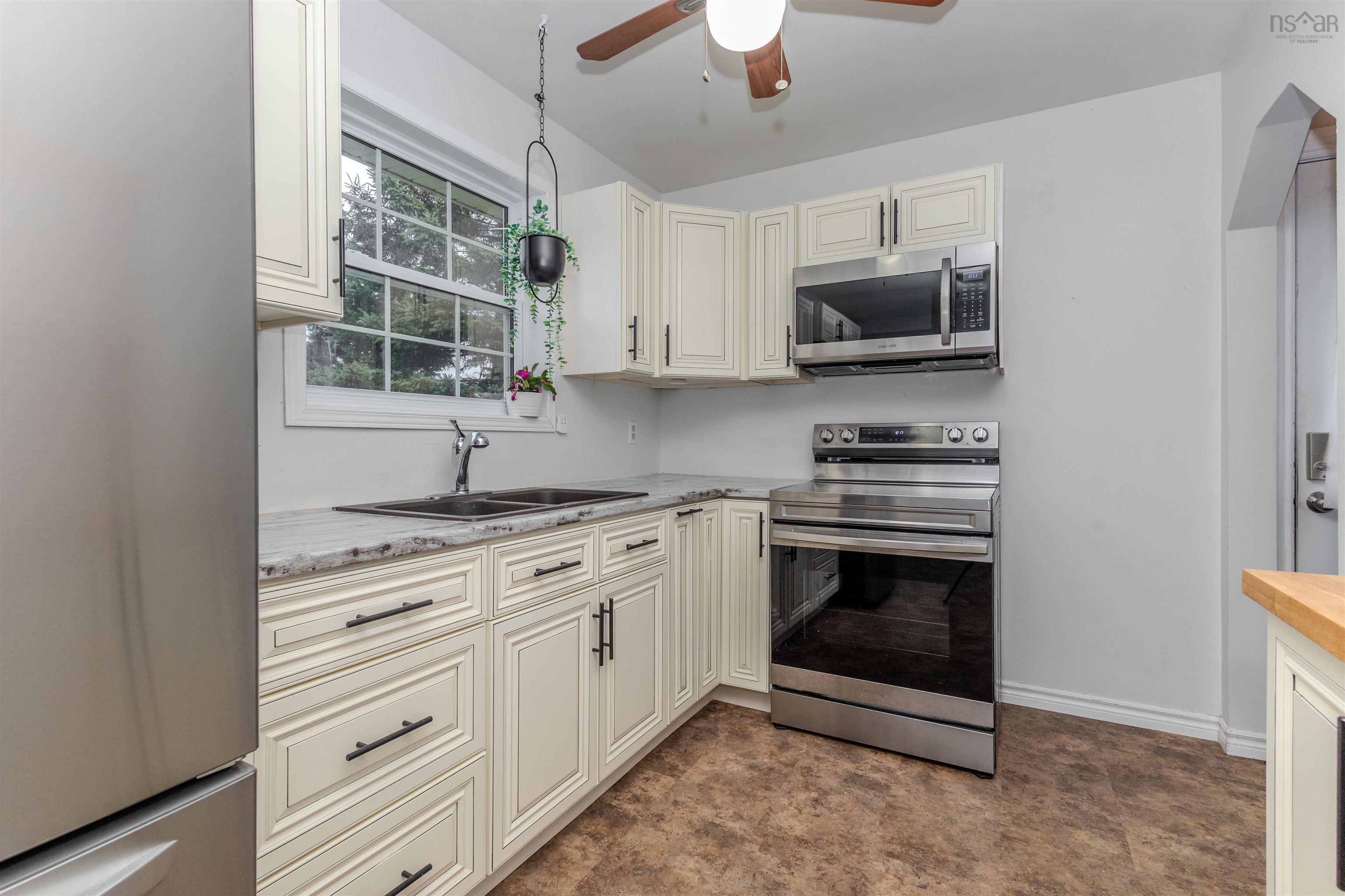 $329,000.00: 10 Sheridan Drive, Sydney River