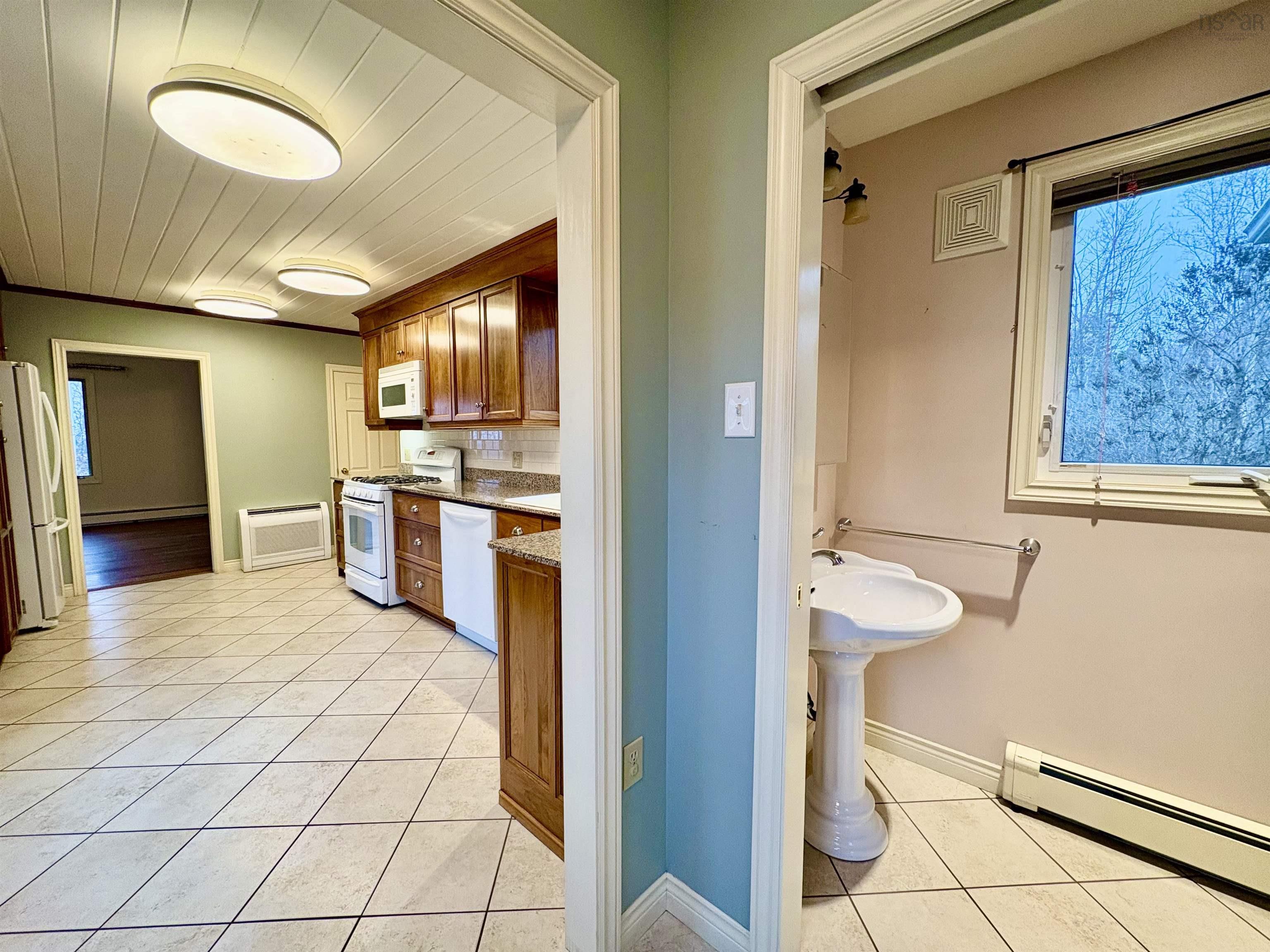 $600,000.00: 5632 Little Harbour Road, Little Harbour