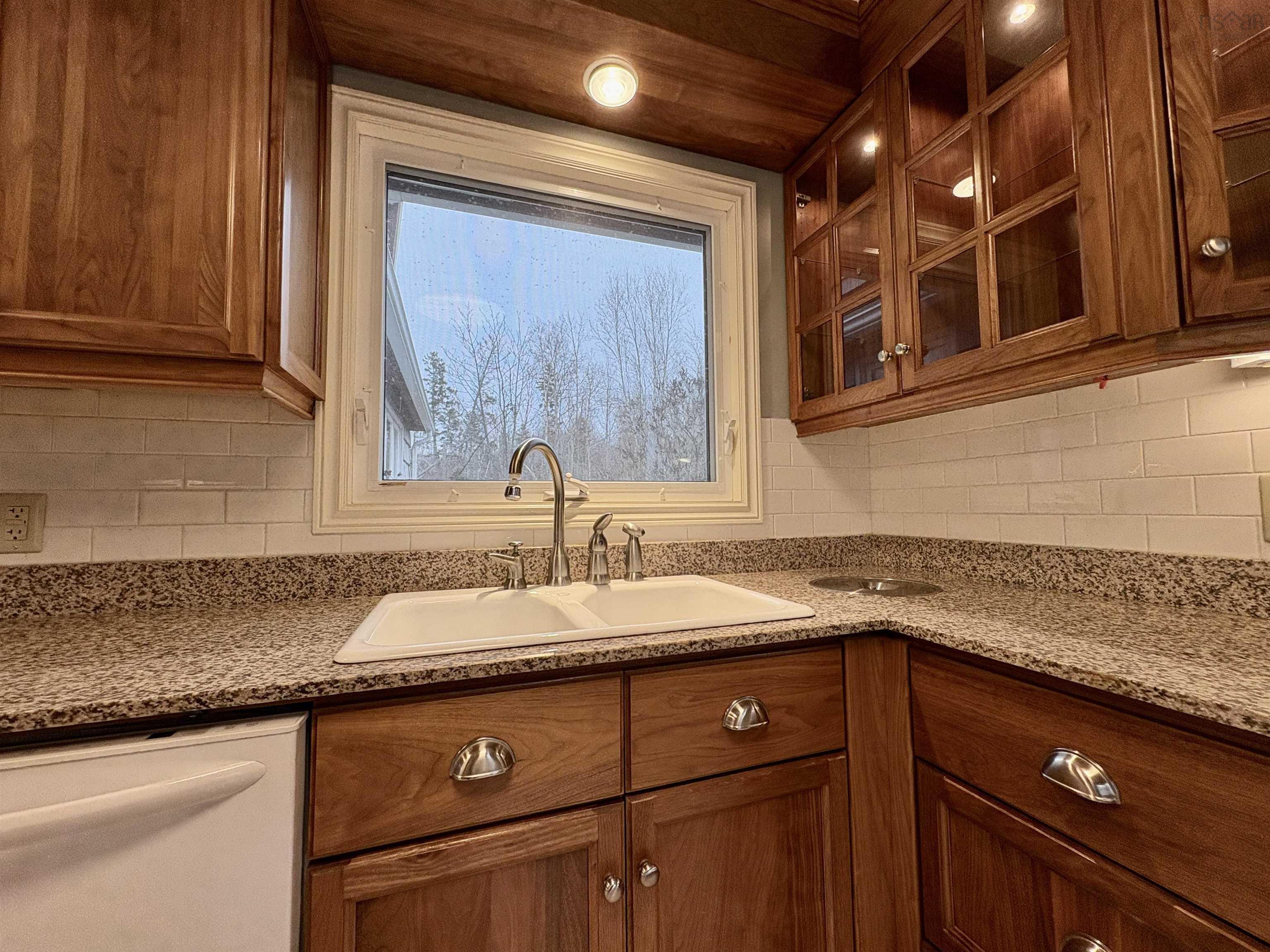 $600,000.00: 5632 Little Harbour Road, Little Harbour