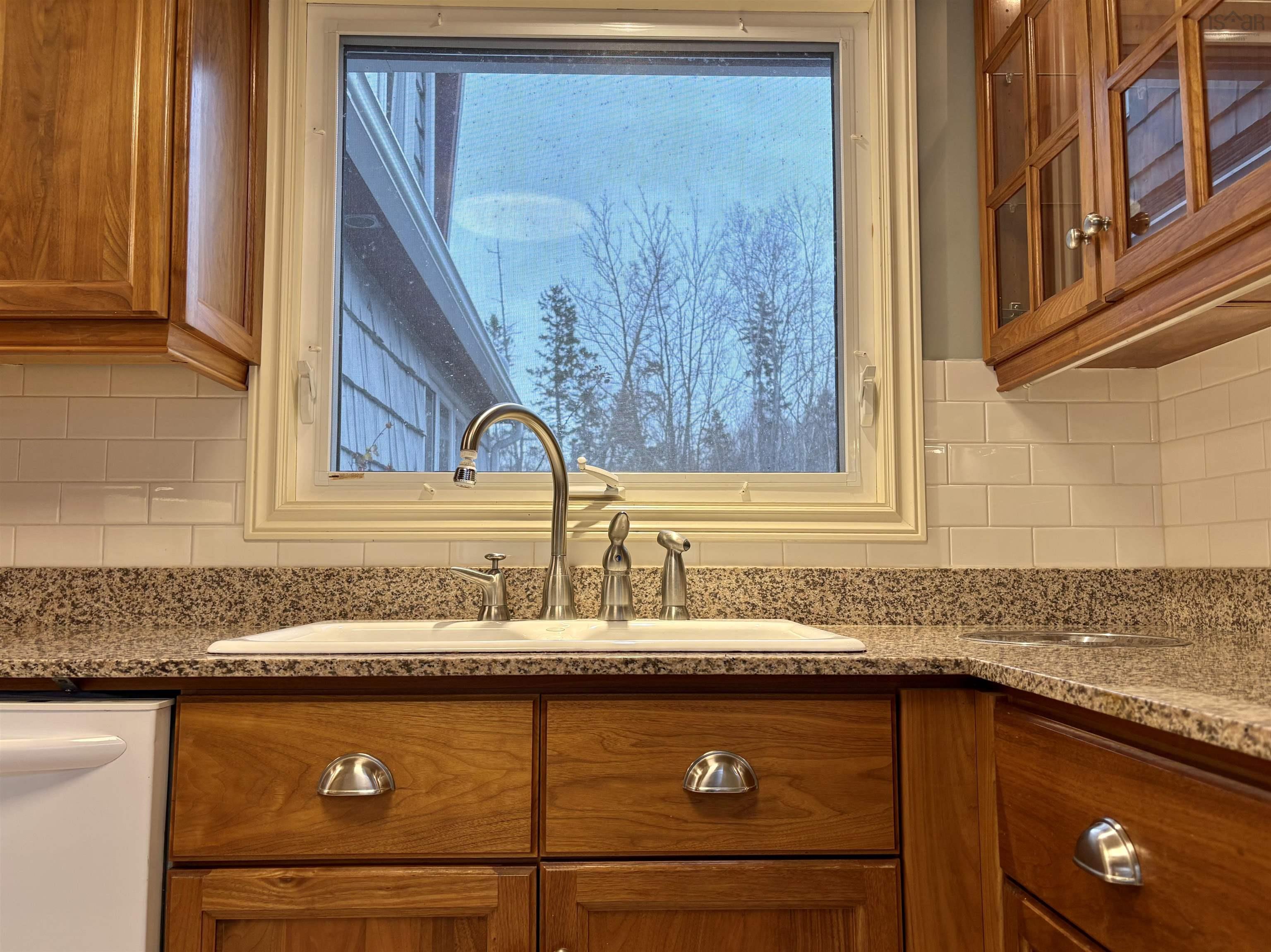 $600,000.00: 5632 Little Harbour Road, Little Harbour