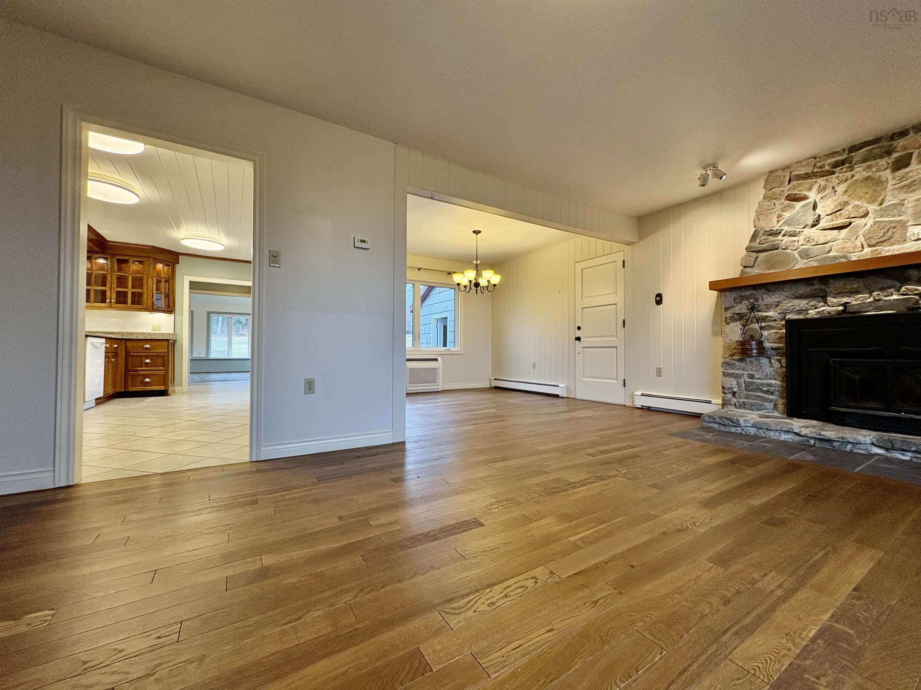 $600,000.00: 5632 Little Harbour Road, Little Harbour