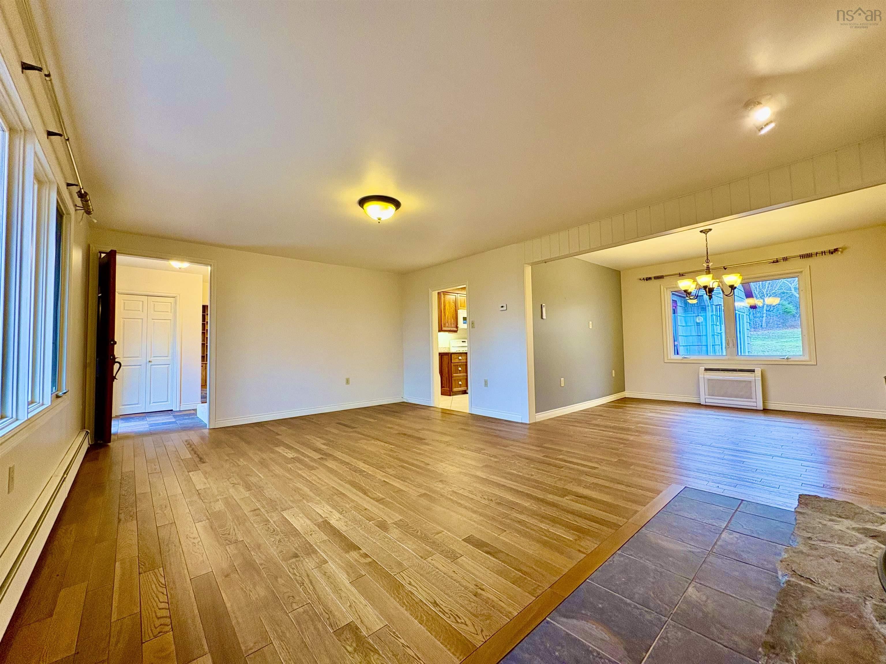 $600,000.00: 5632 Little Harbour Road, Little Harbour