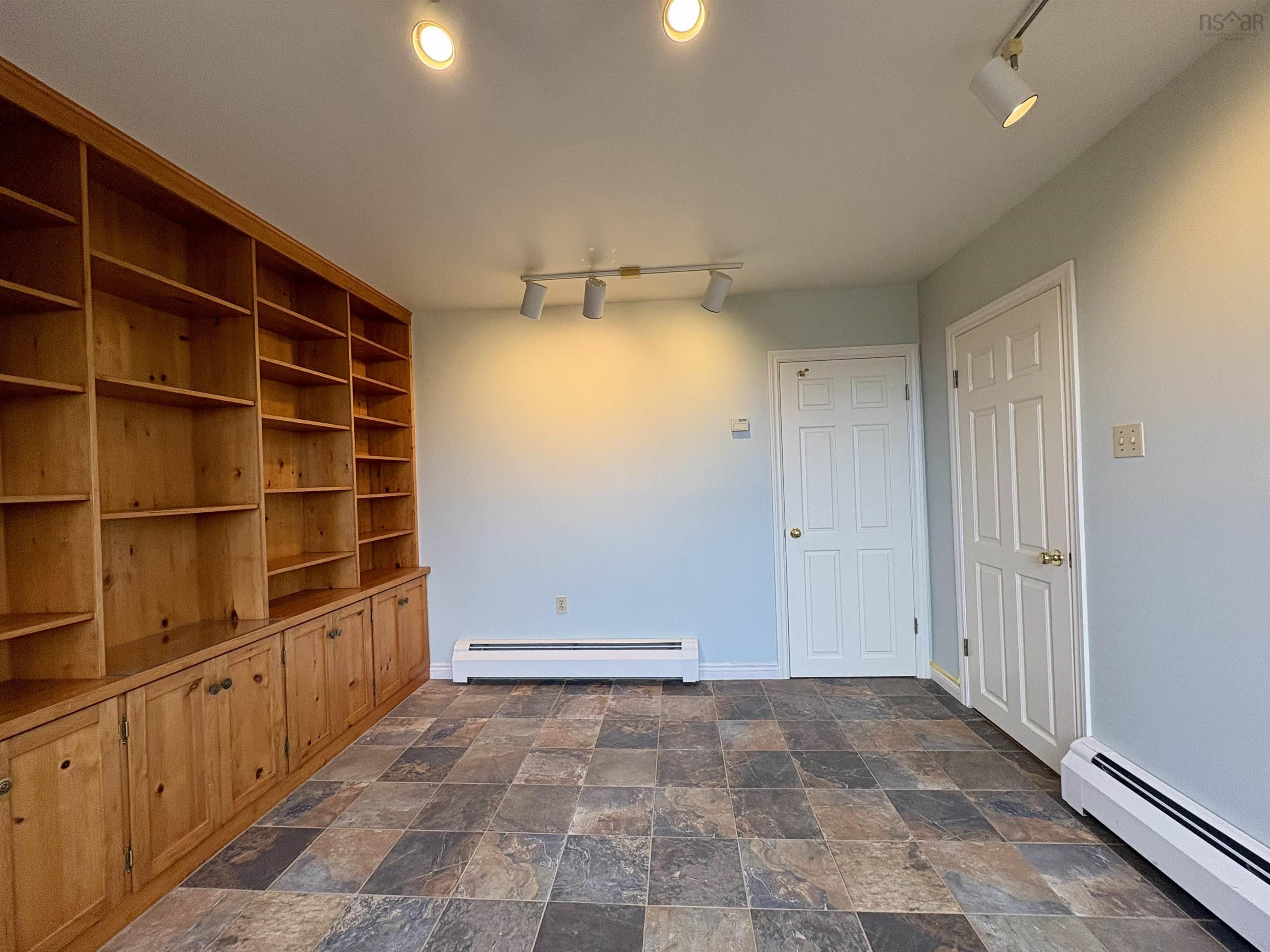 $600,000.00: 5632 Little Harbour Road, Little Harbour