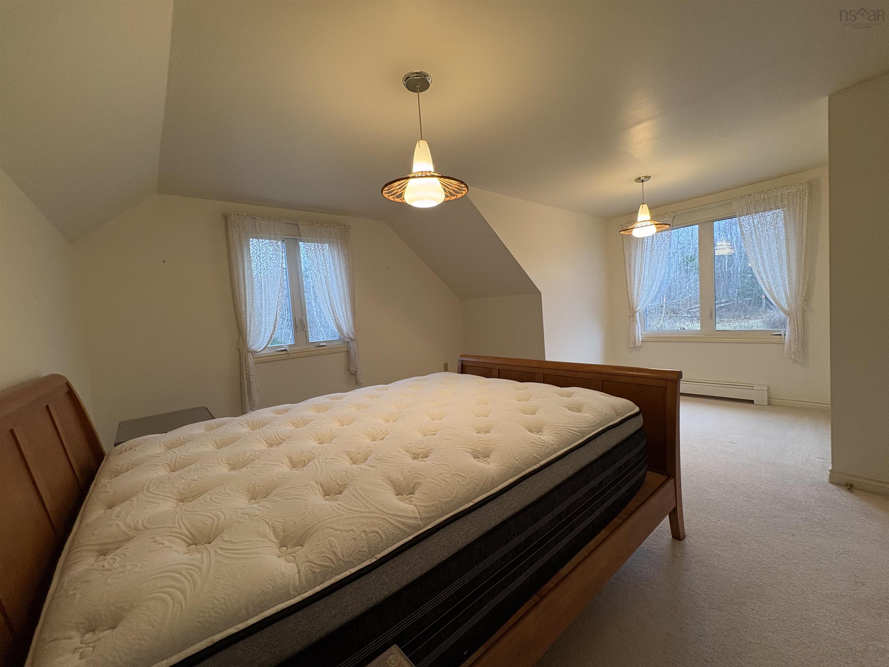 $600,000.00: 5632 Little Harbour Road, Little Harbour