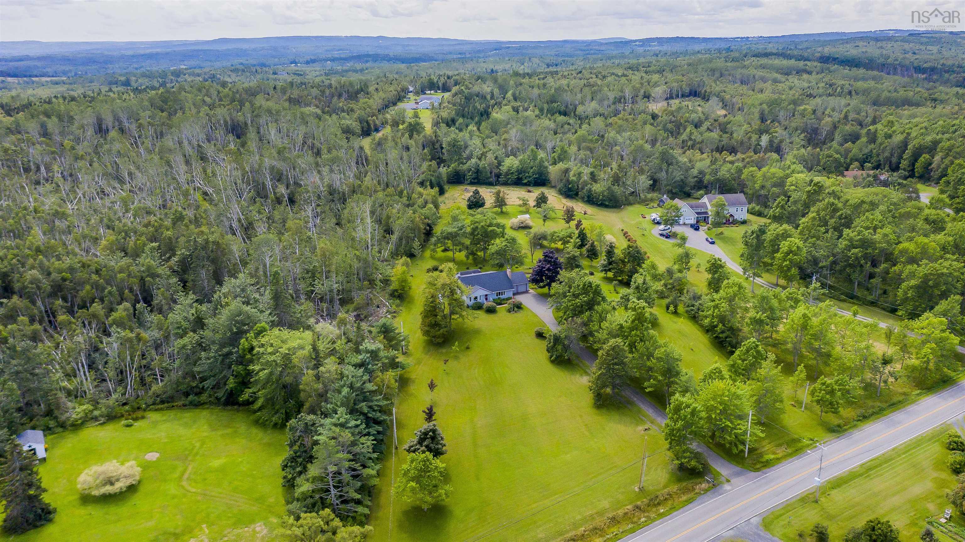 $600,000.00: 5632 Little Harbour Road, Little Harbour