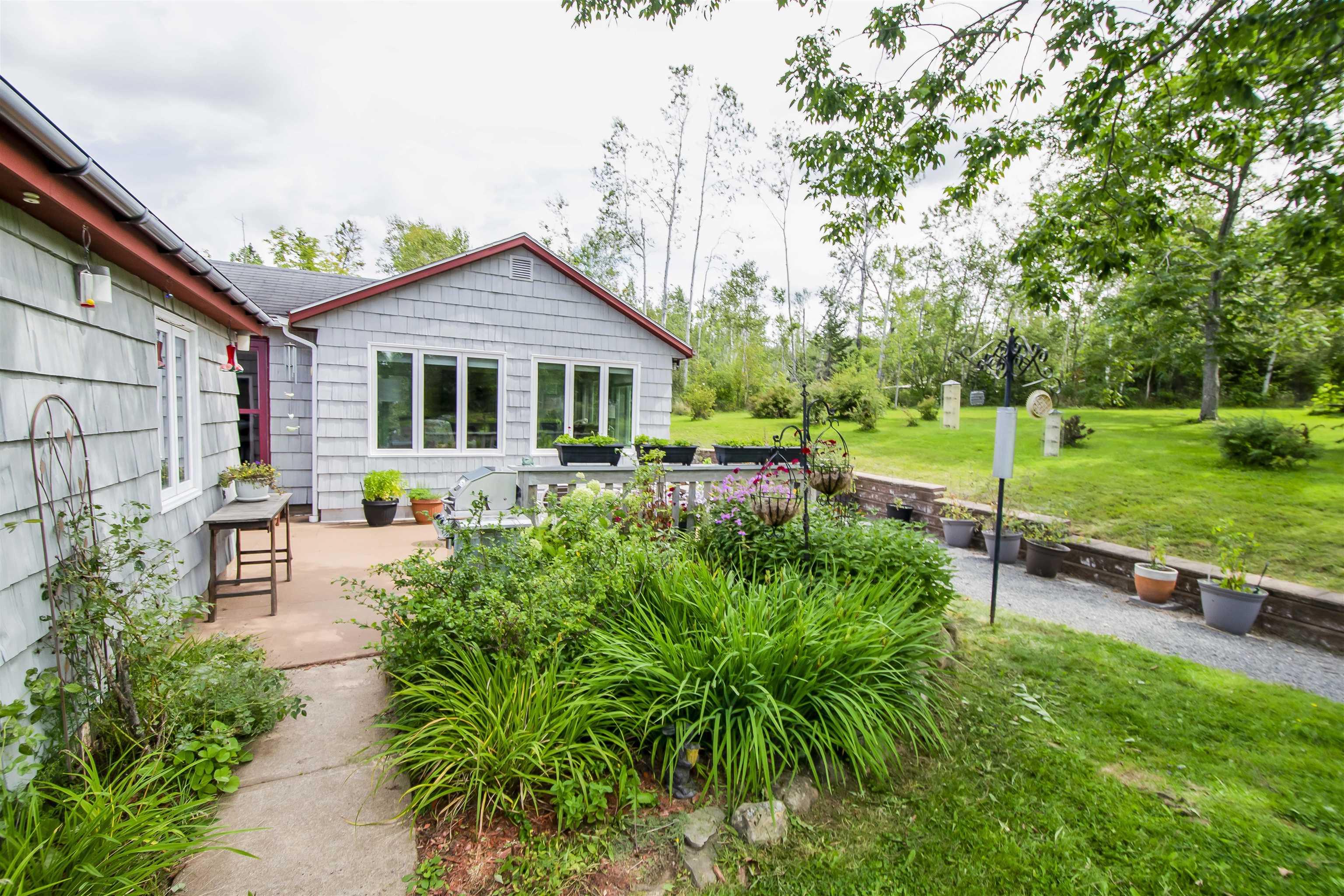 $600,000.00: 5632 Little Harbour Road, Little Harbour