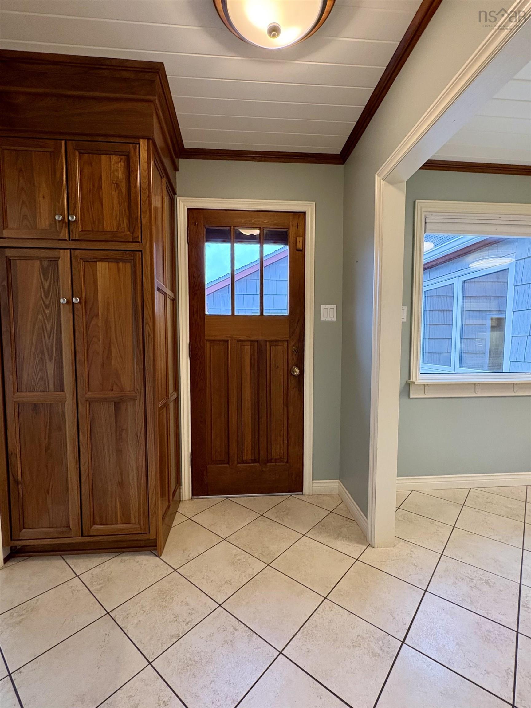 $600,000.00: 5632 Little Harbour Road, Little Harbour