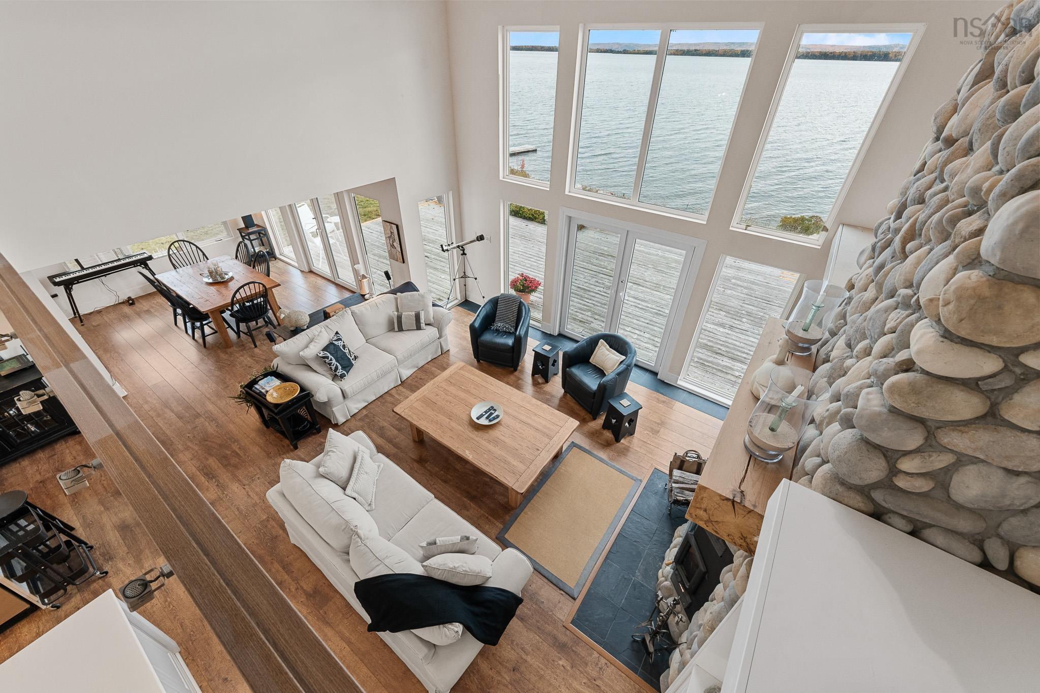 $825,000.00: 1114 Mackenzie Point Road, West Bay Marshes