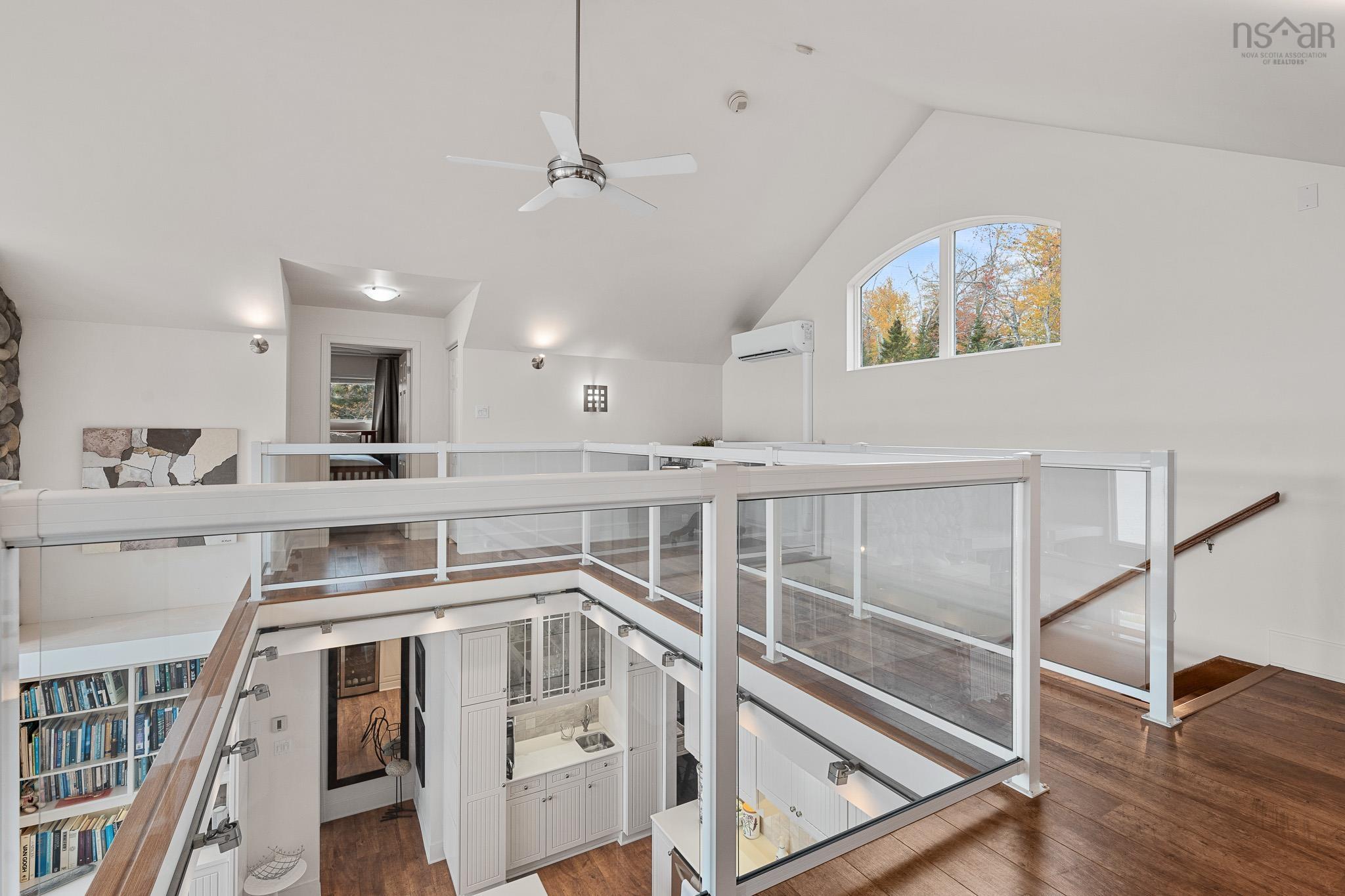 $825,000.00: 1114 Mackenzie Point Road, West Bay Marshes