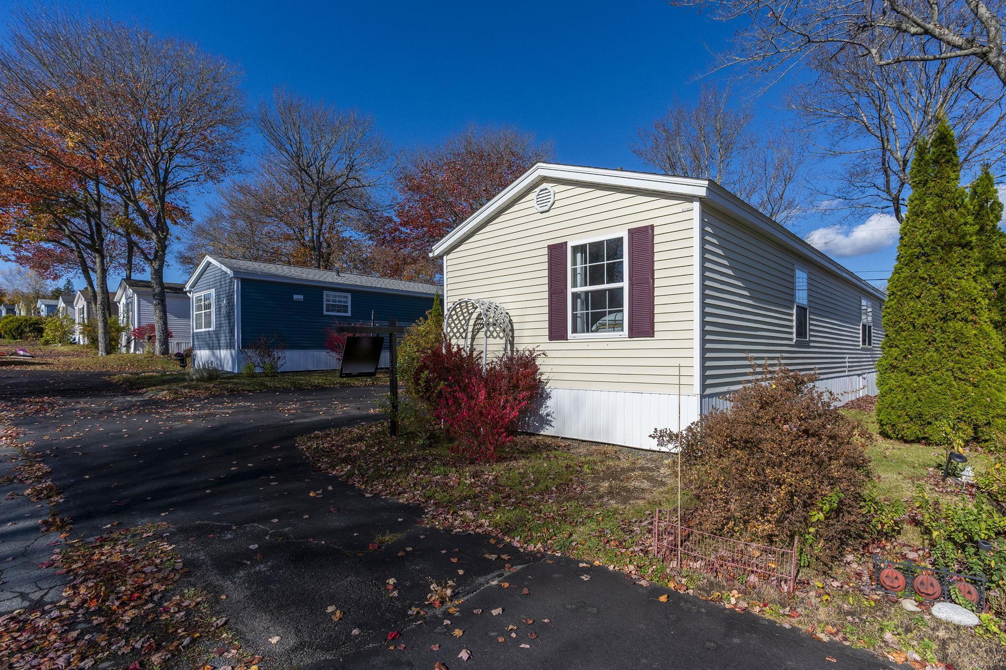 12 Eighth Street, Lucasville, NS (MLS 202528794)