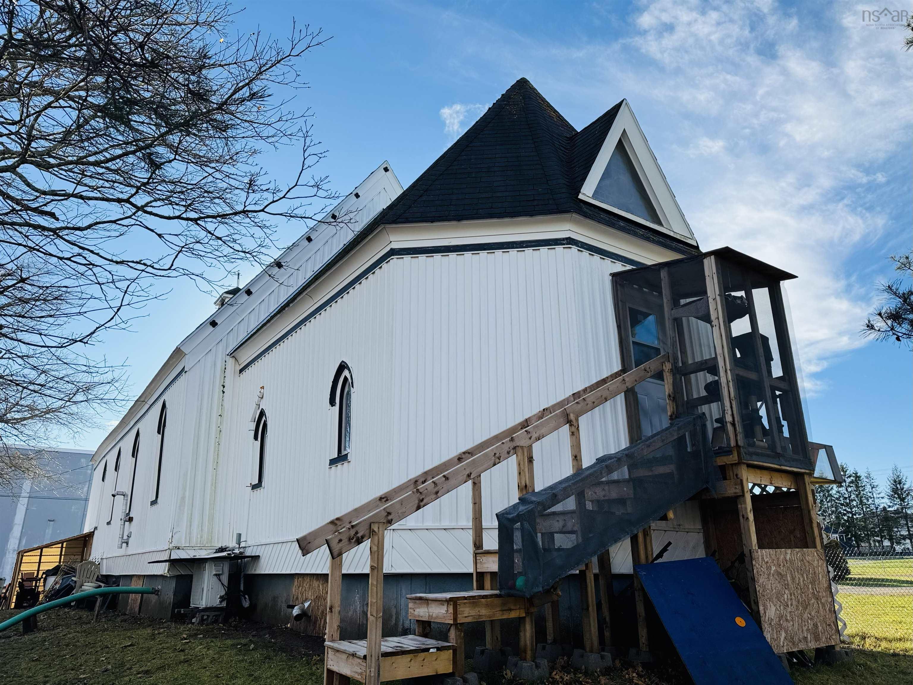 $139,900.00: 183 Pearl Street, River Hebert