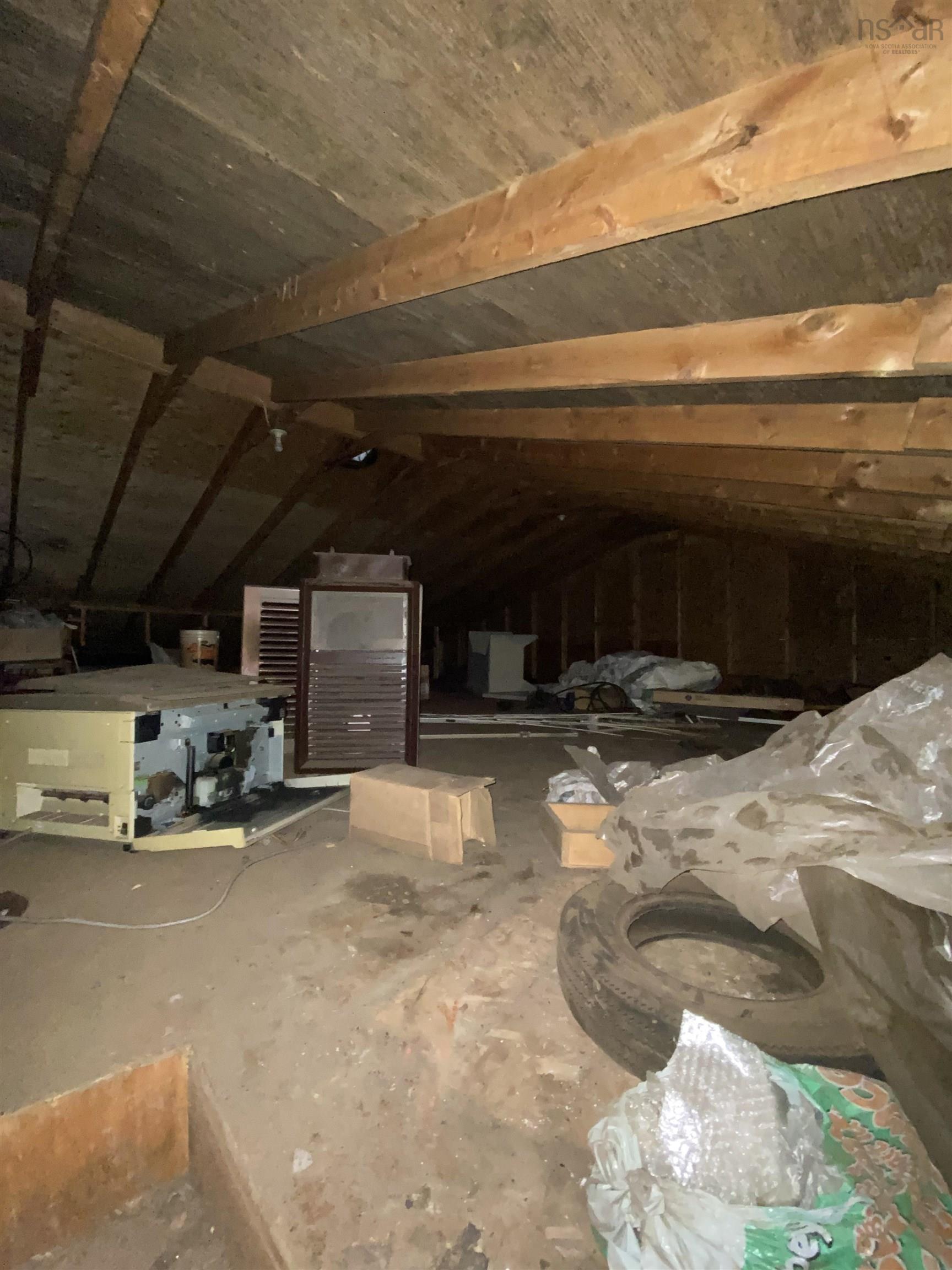 $349,000.00: 21397 Highway 2, Fort Lawrence