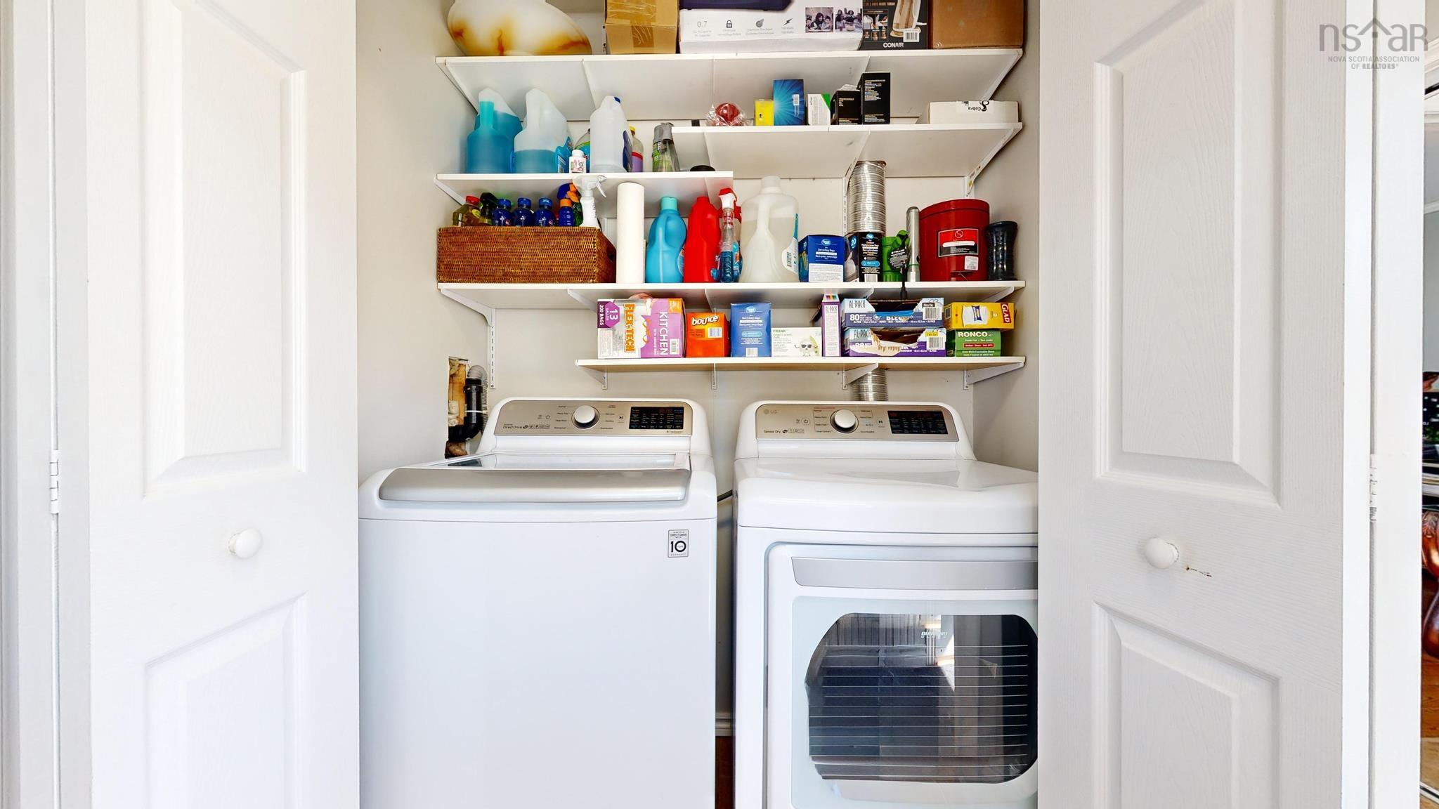 $595,000.00: 59 Sunset Avenue, Phinneys Cove