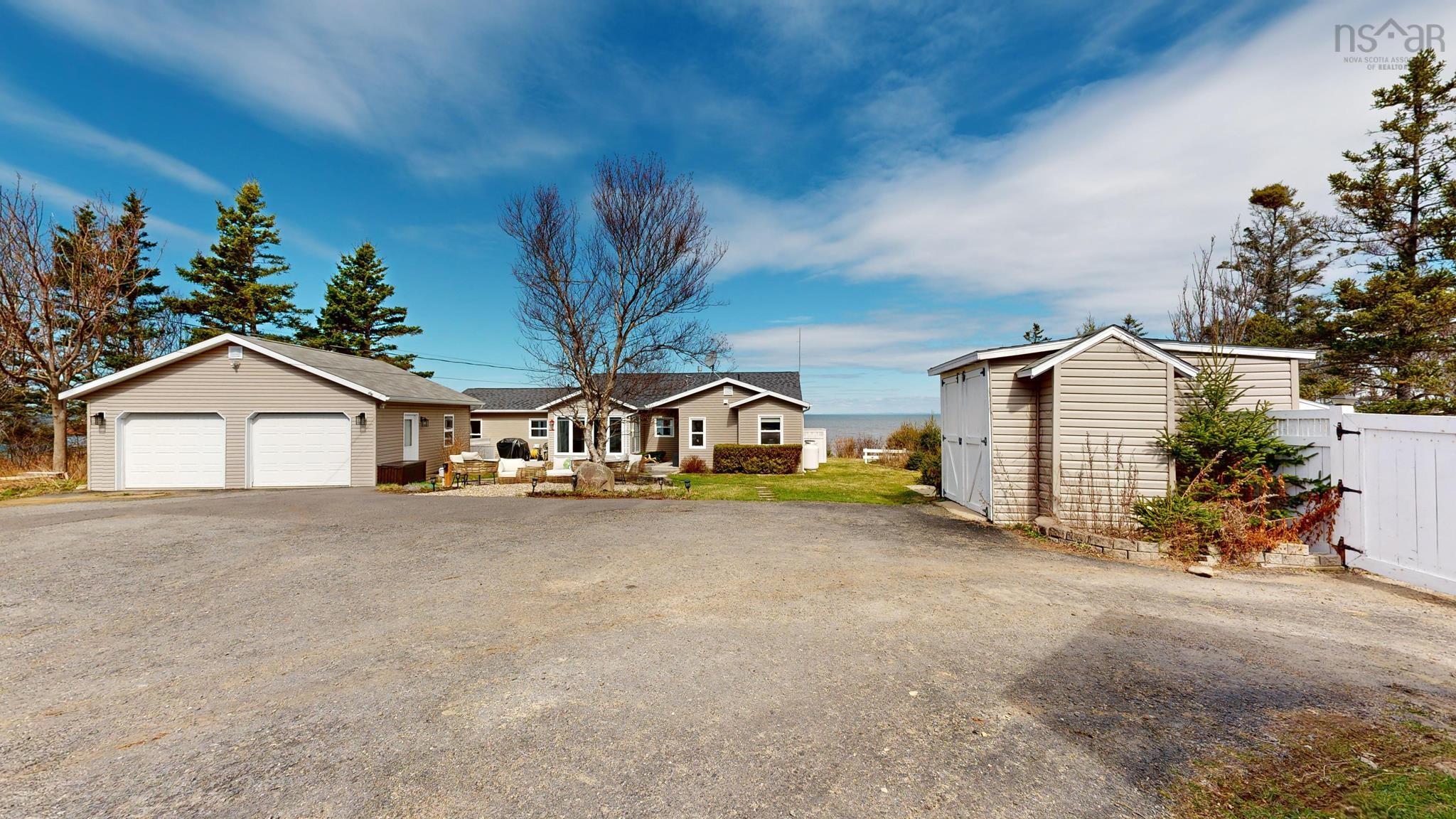 $595,000.00: 59 Sunset Avenue, Phinneys Cove