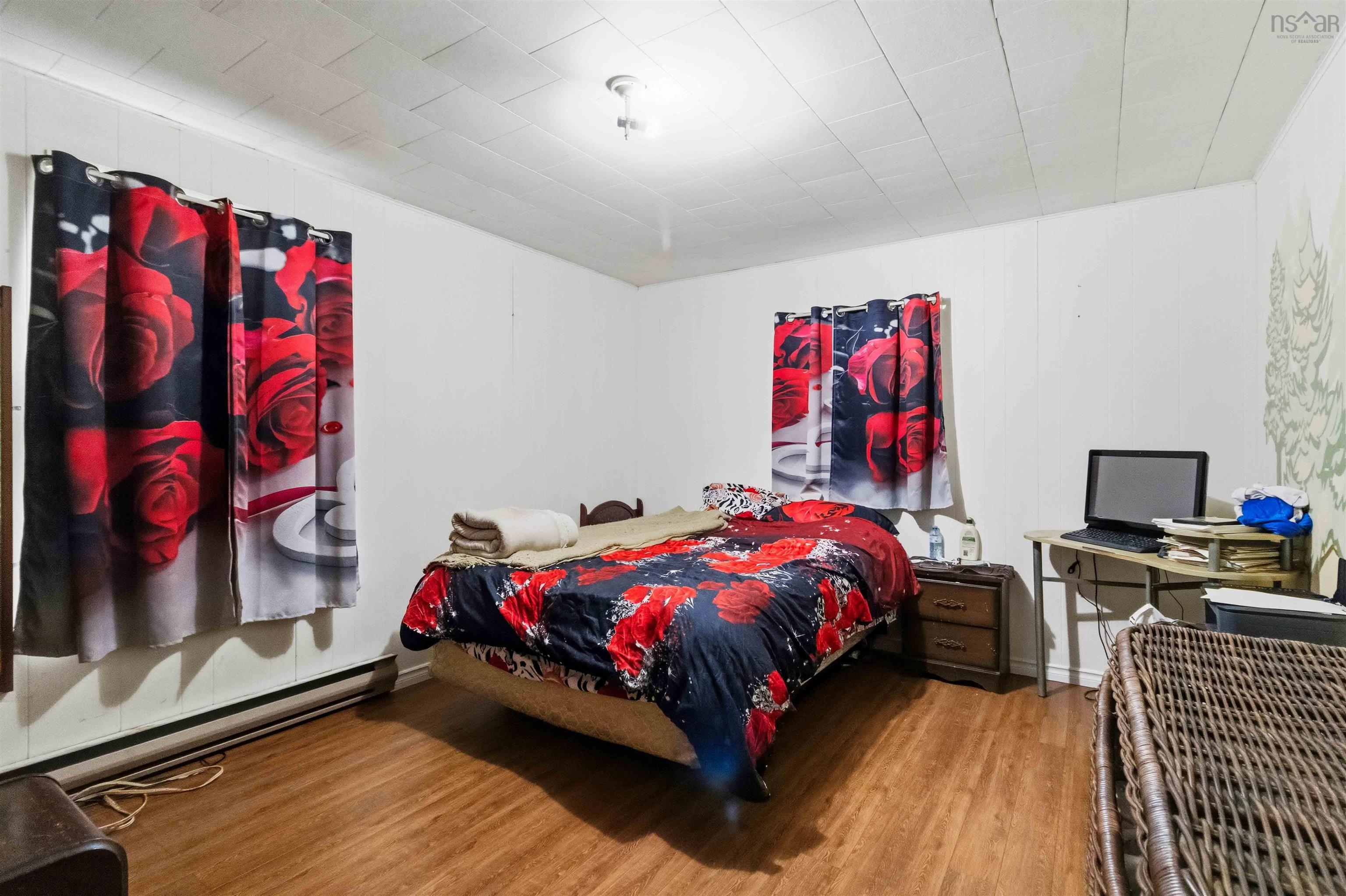 $265,000.00: 9773 Highway 8, Caledonia