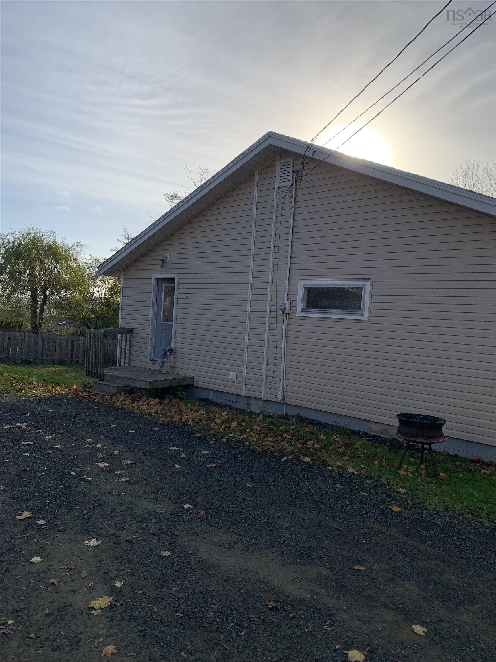 $269,000.00: 86 Third Avenue, Digby