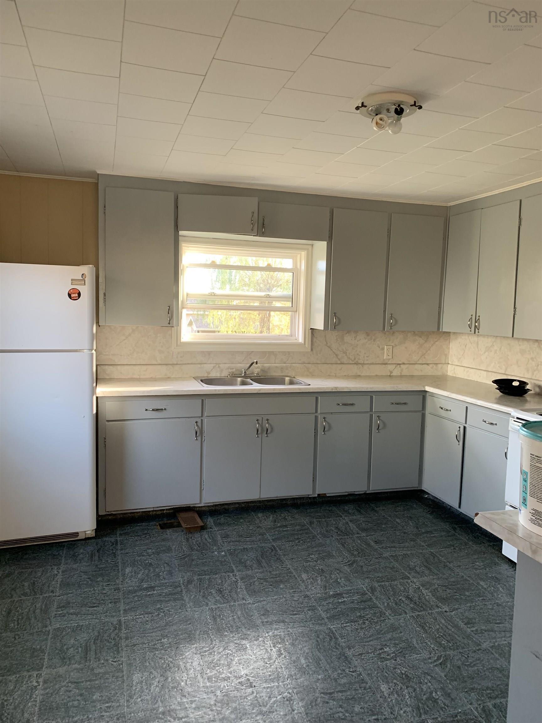 $269,000.00: 86 Third Avenue, Digby