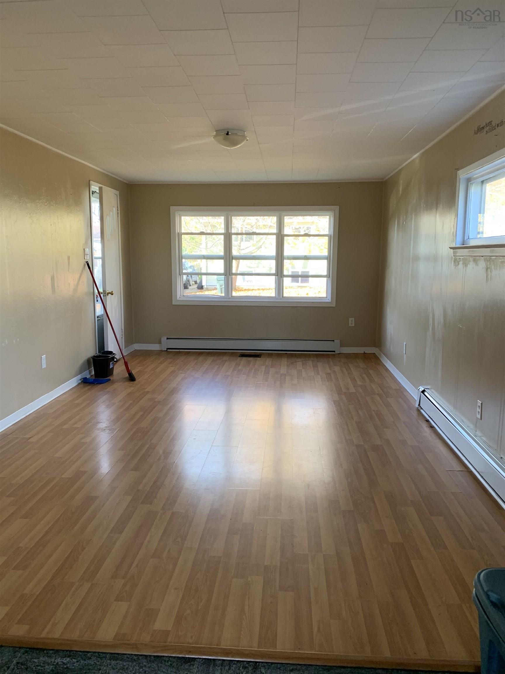 $269,000.00: 86 Third Avenue, Digby