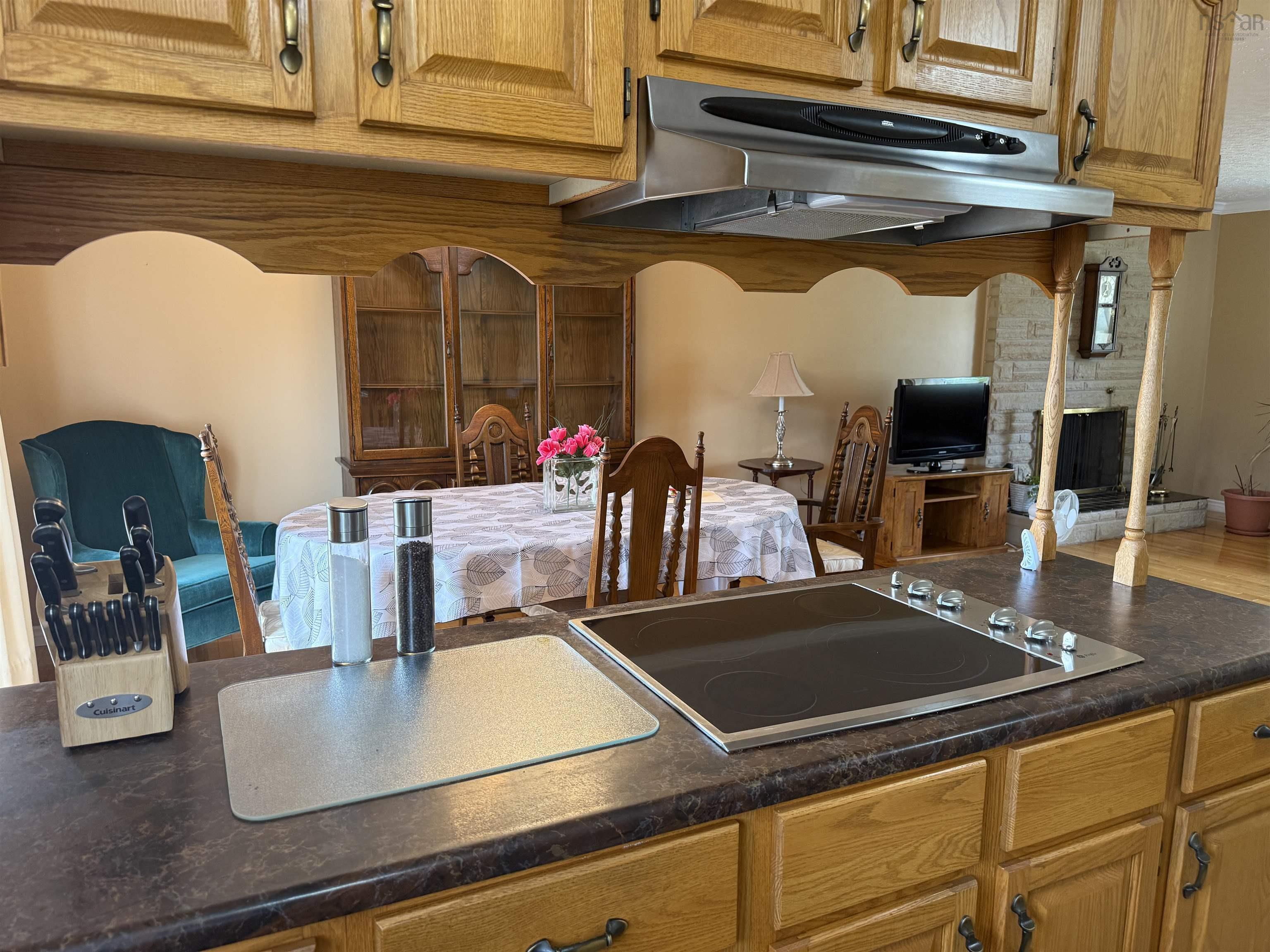 $439,900.00: 21 John Murray Drive, Enfield