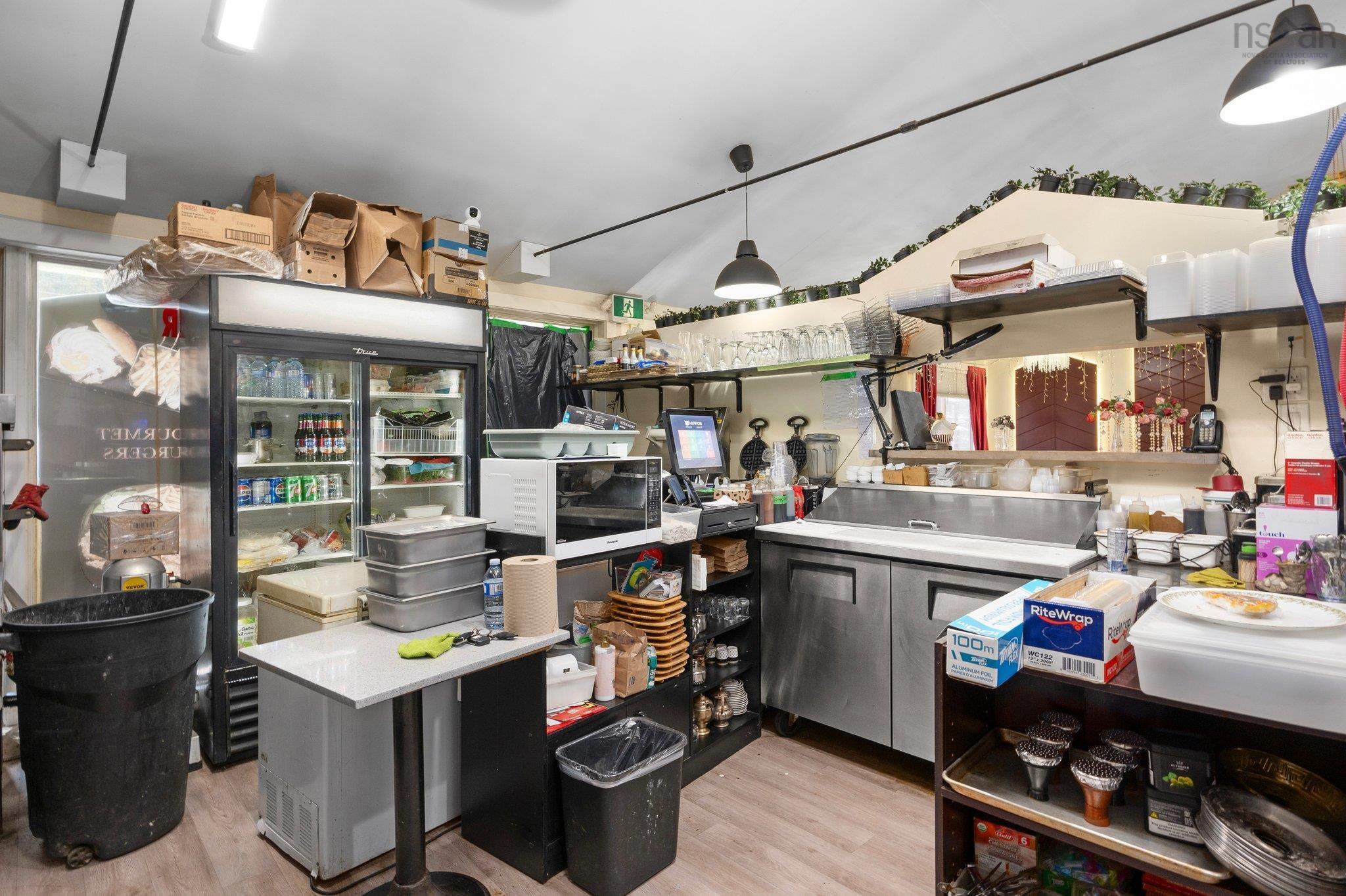 815 Bedford Highway, Halifax, NS (MLS 202528810)